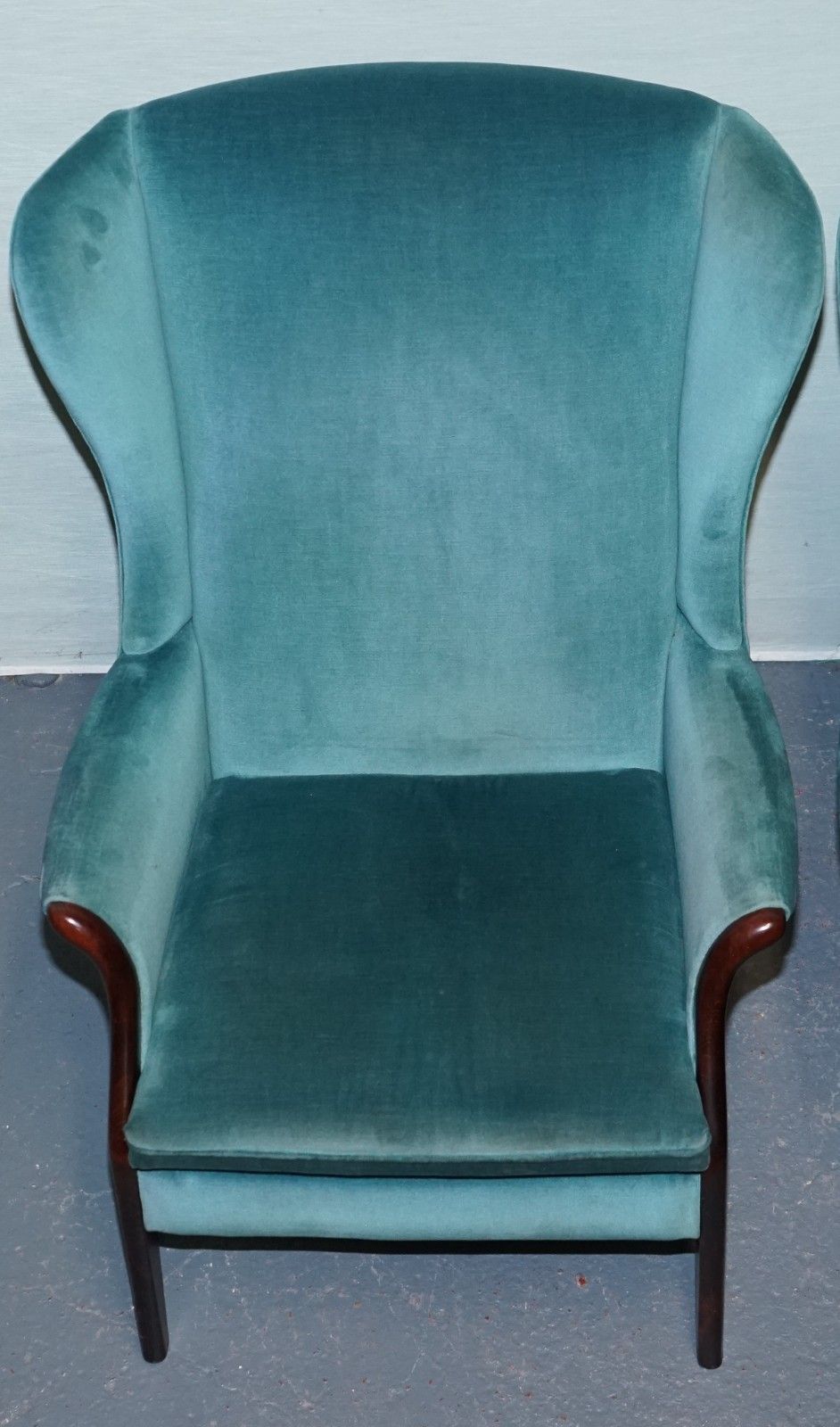photo vinterior Mid Century Vintage Pair Of Parer Knoll Froxfield Blue Fabric Wingback Armchairs