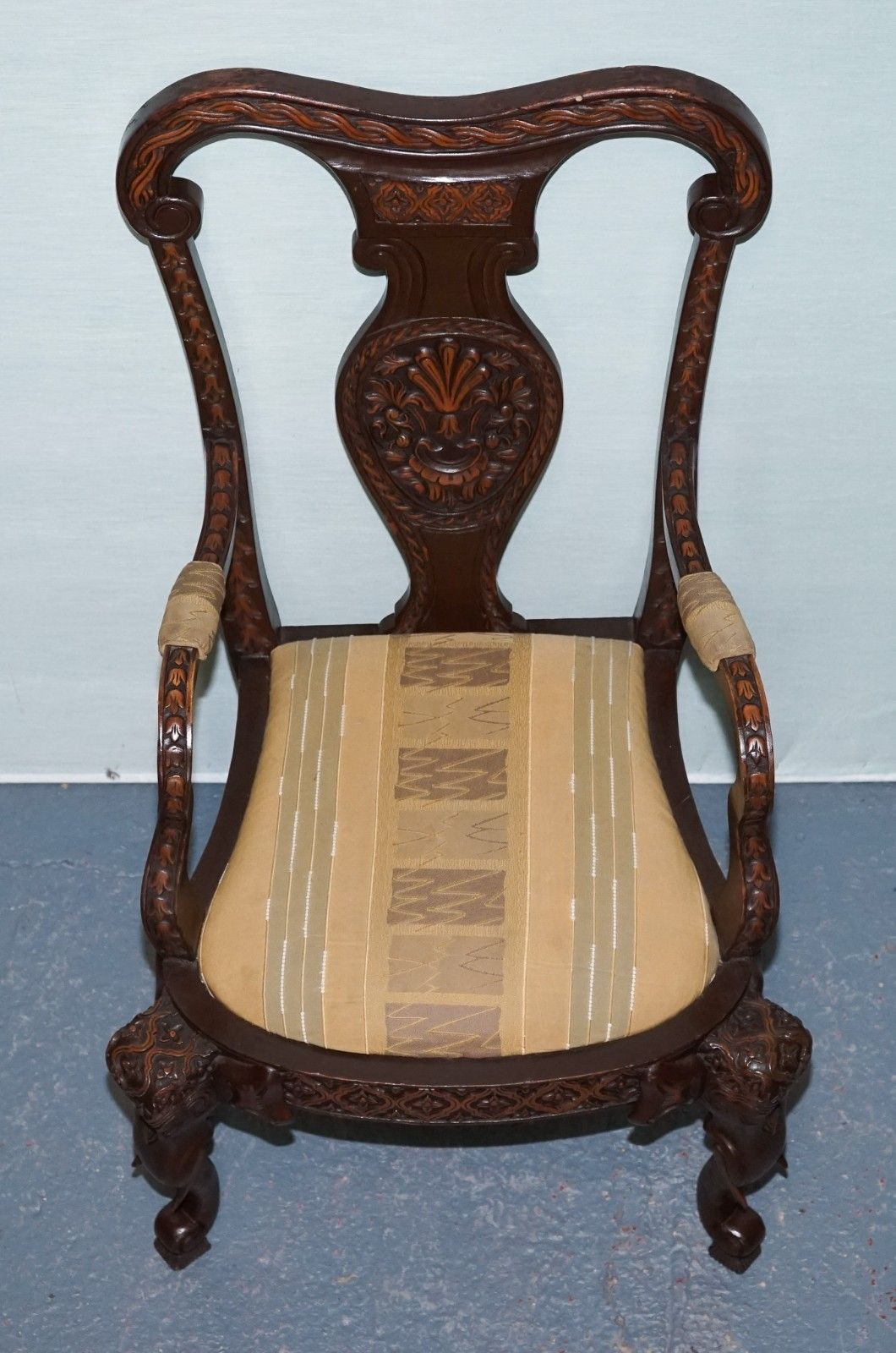 photo vinterior Anglo Indian Wooden Heavily Carved Elephant Detail Single Caver Armchair