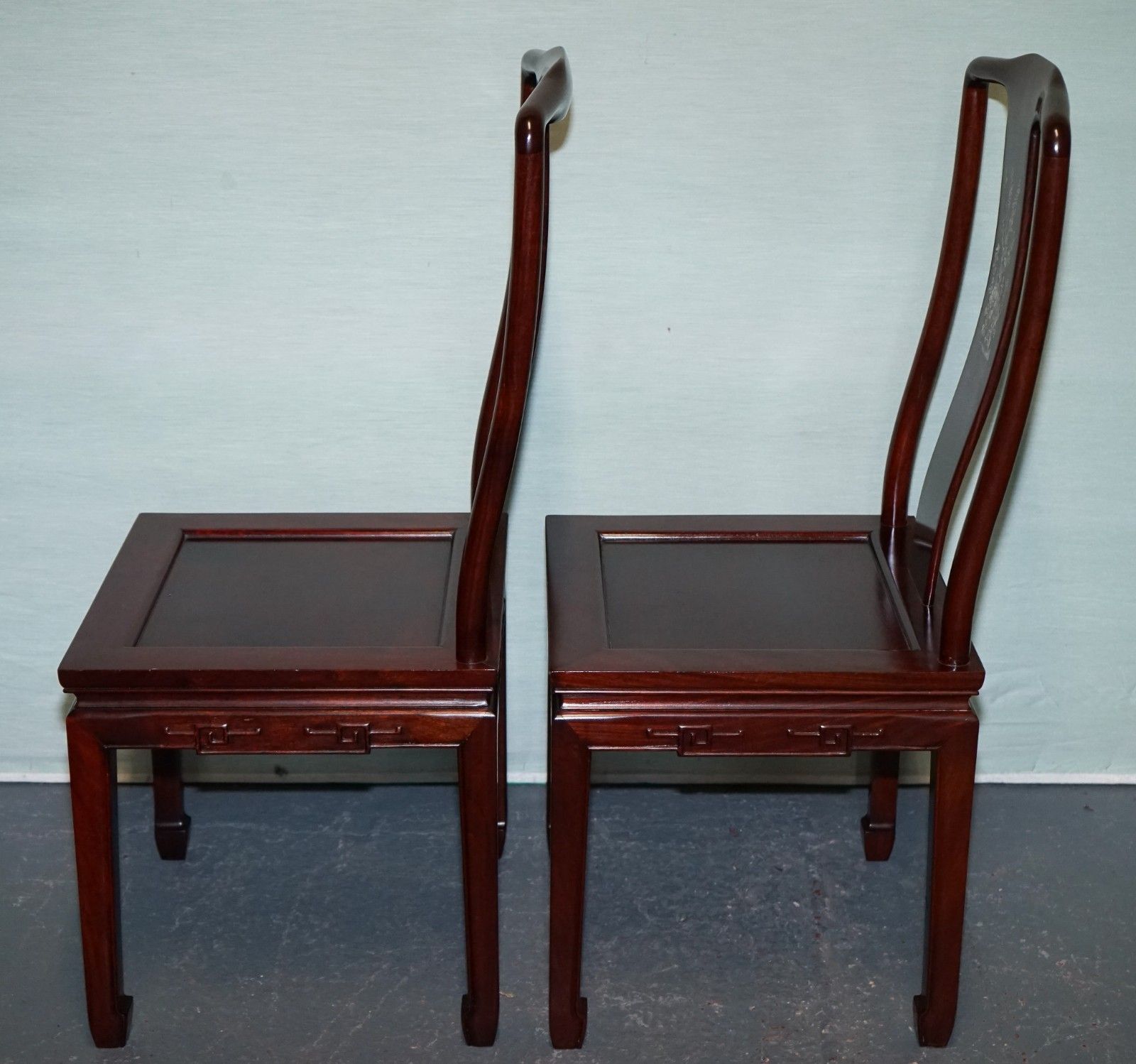 photo vinterior Pair Of Oriental Chinese Hardwood Mother Of Pearl Inlaid Hall Chairs