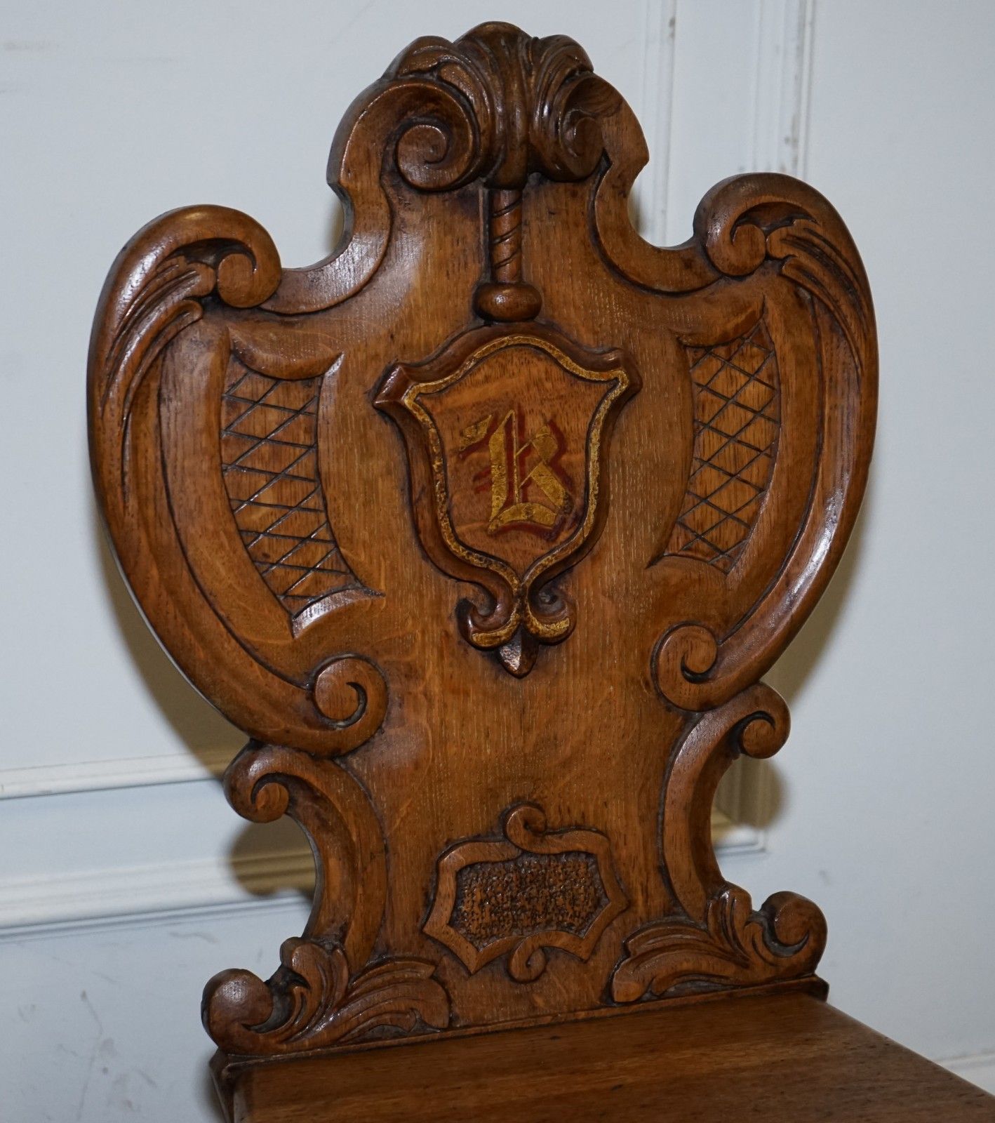 Antique Pair Of Victorian Solid Oak Carved Hallway Chairs With Lion Paw Feet photo 1350.0