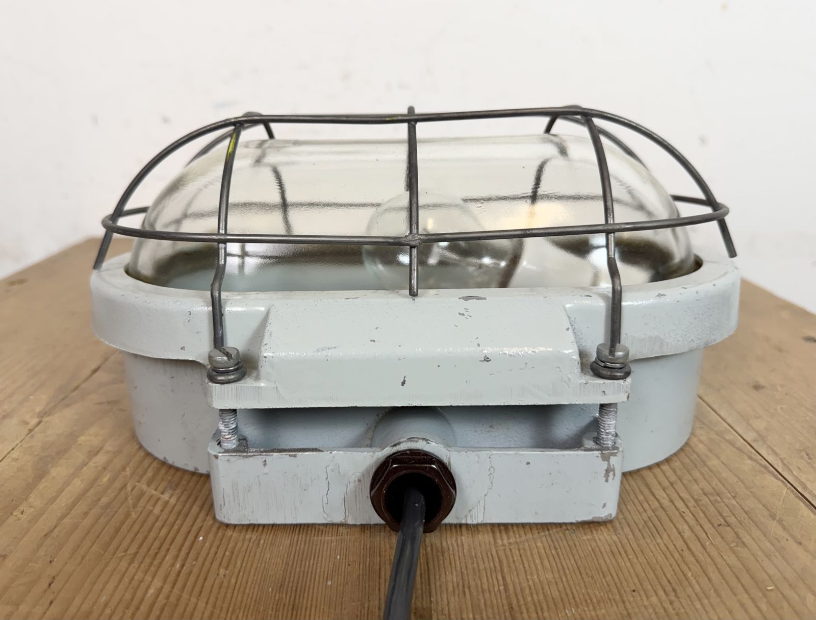 Industrial Cast Aluminium Wall Light With Clear Glass From Elektrosvit, 1970s,2x photo vinterior