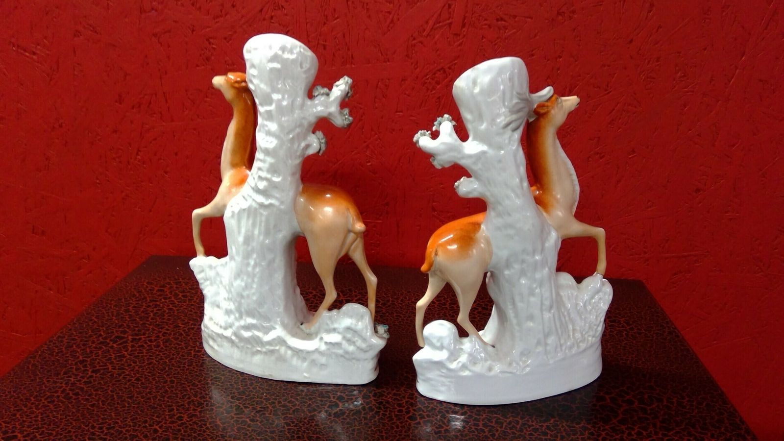 A Fine Matched Pair Of Staffordshire Flat Backed Pottery Figures Of Deers With Young photo Home Decor