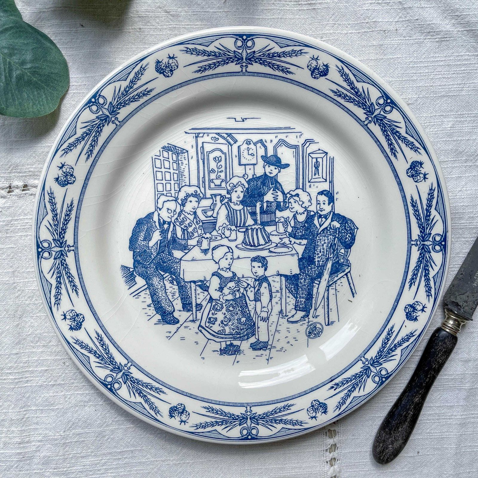 Set Of 7 Antique Gien Earthenware Dinner Plates   Ball Scene   Alsatian Village Festival   Decoration photo vinterior