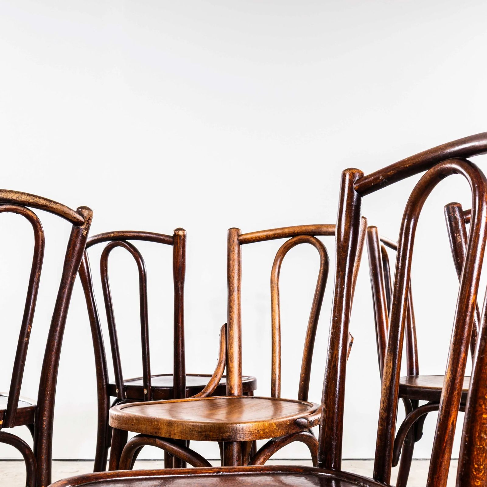 1940’s Rich Dark Fischel Bentwood Dining Chairs – Set Of Six photo vinterior