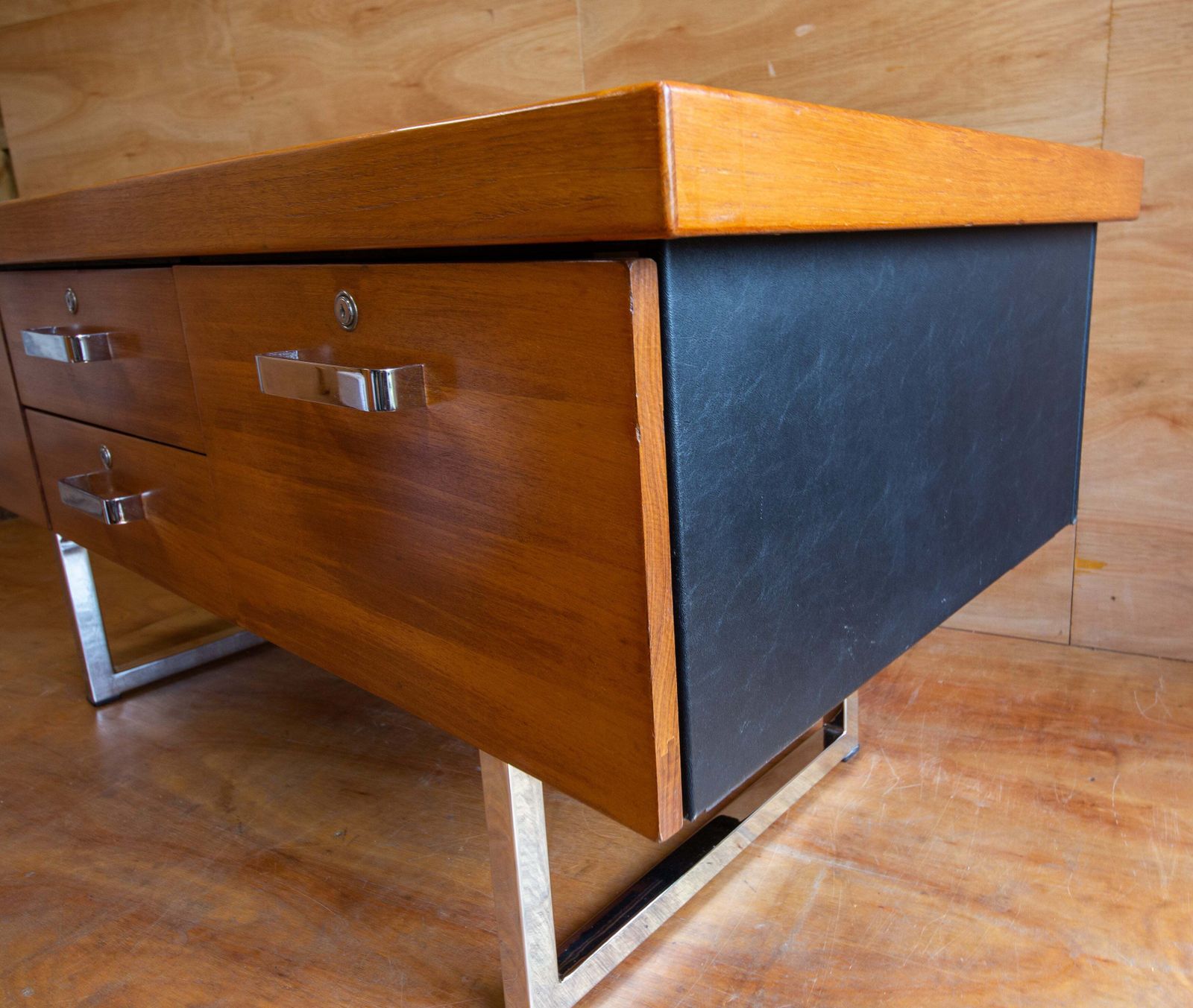 Furniture Gordon Russell Teak Sideboard, 1970s photo