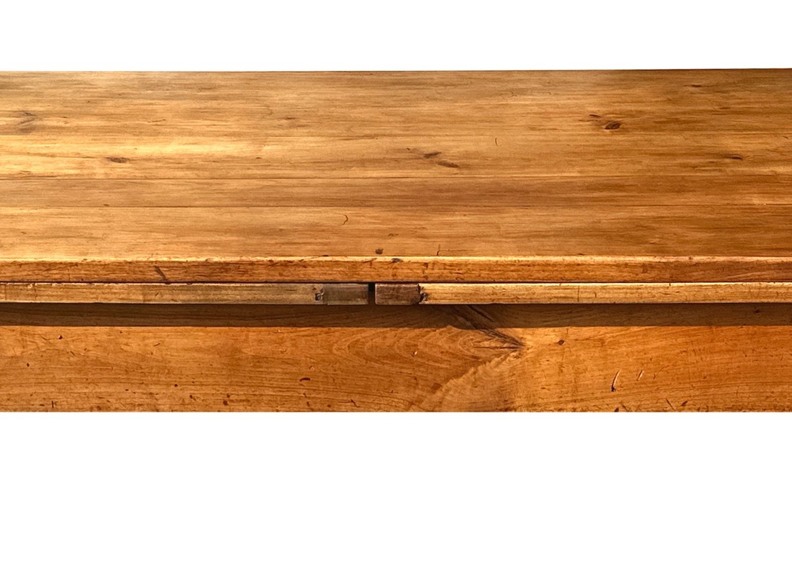 photo furniture Large Early 19th Century Farmhouse Kitchen Extending Dining Table (France, Circa 1820)