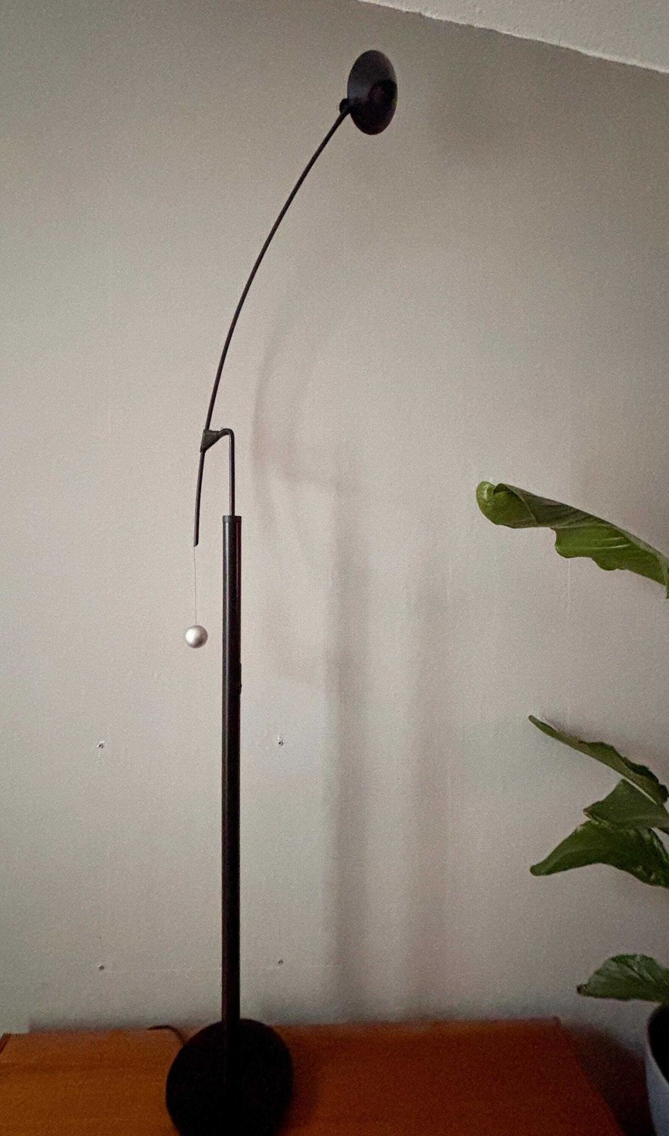 photo for sale Artemide Nestore Lettura By Carlo Forcolini