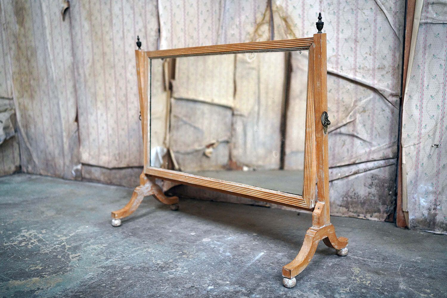 A Late 19thc Bleached Maple & Parcel Gilt Dressing Mirror C.1890 photo furniture