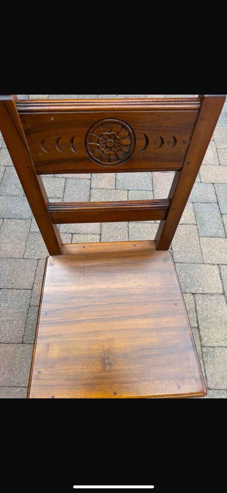 photo vintage 19th Century Handmade Very Special Antique Swiss Table Set With 6 Chairs