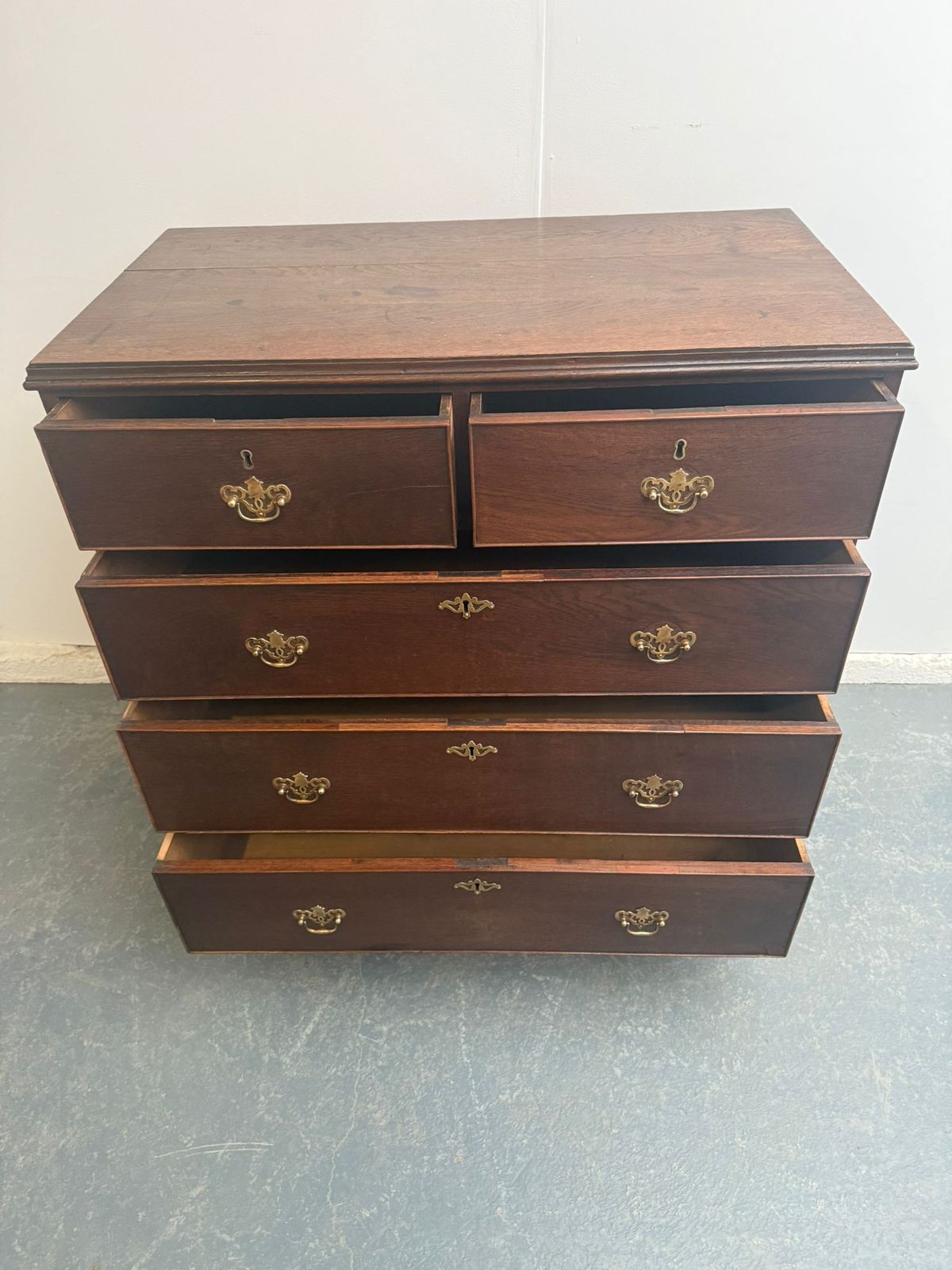 A Superb 5 Drawer Georgian Oak Narrow Splayed Foot Chest Of Drawers photo vintage