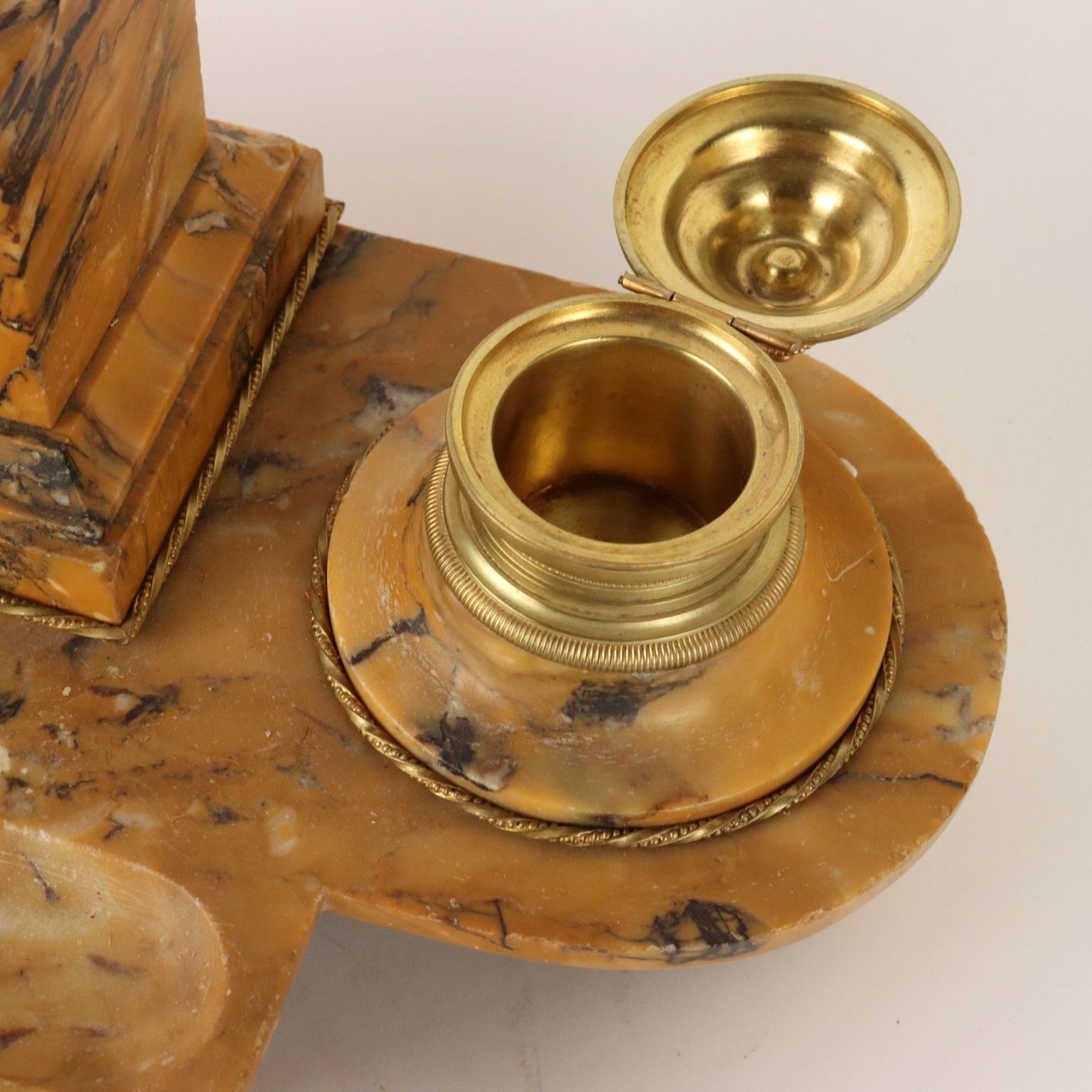 Inkwell In Yellow Marble And Gilded Bronze Italy XIX Century photo buy
