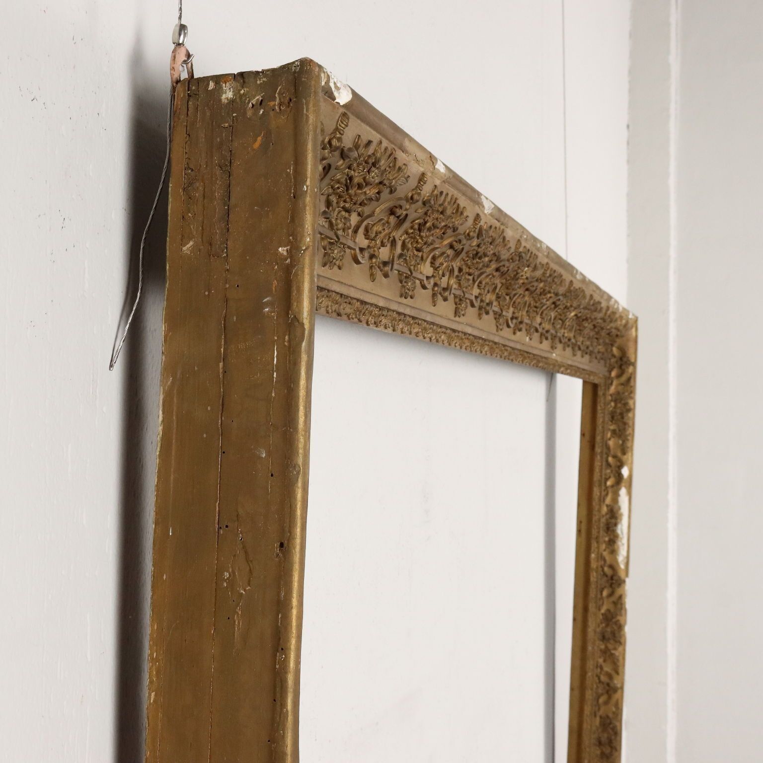 photo furniture Antique Frame Pastiglia Carving France XX Century