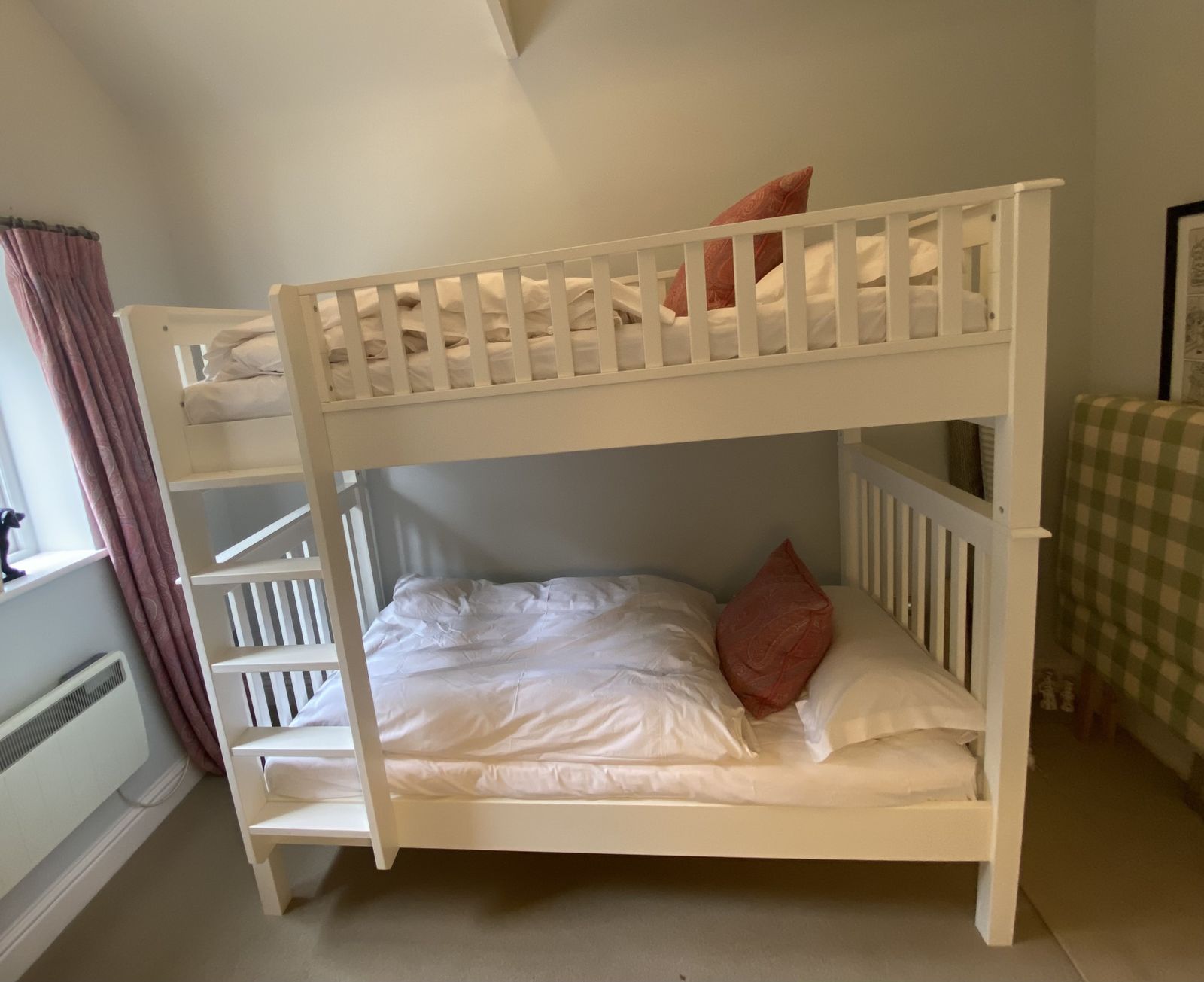 White Solid Wood Bunk Bed   Classic Slatted Design photo for sale