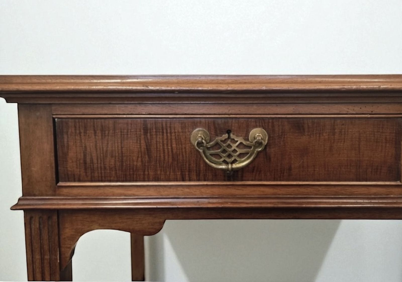 1600.0 Stamped Gillows Of Lancaster Victorian Inlaid Mahogany Writing Desk On Brass Castors photo