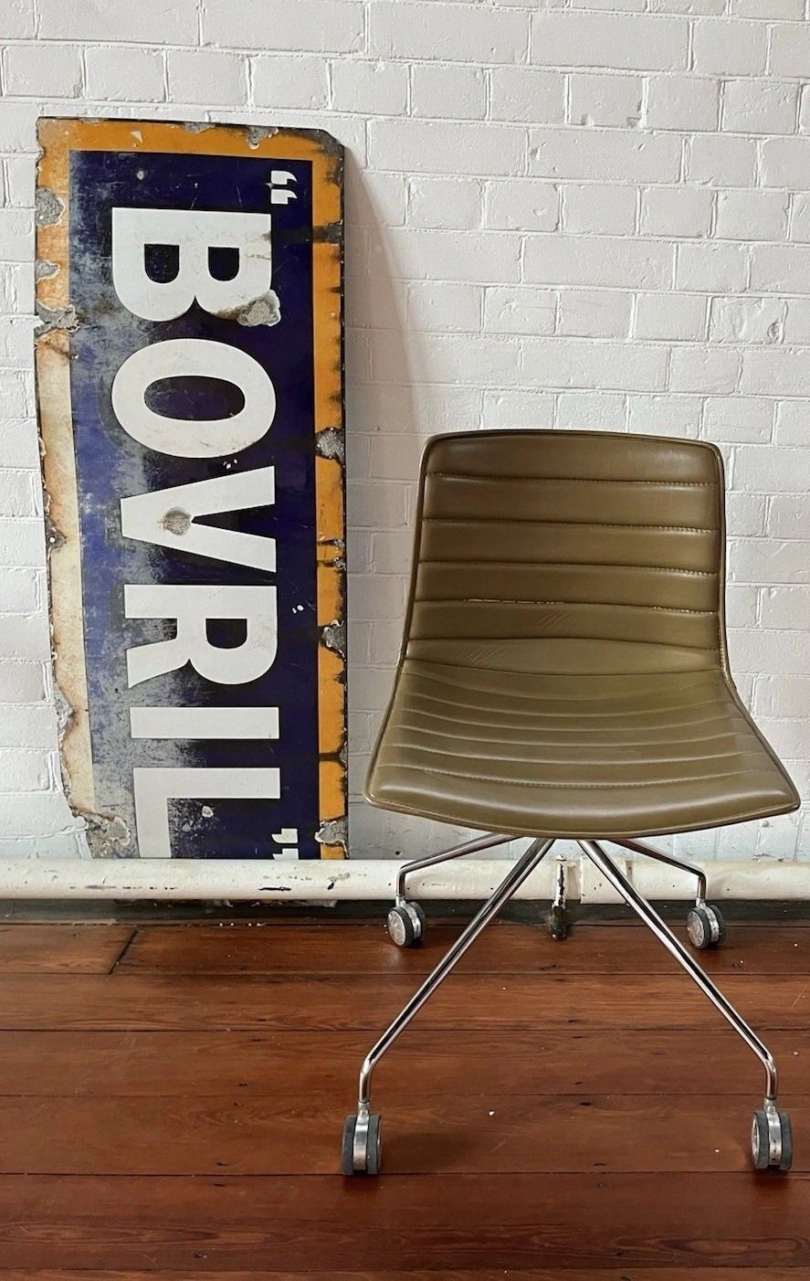 Arper Catifa 46 Studio / Office Chair Camel Leather photo vintage