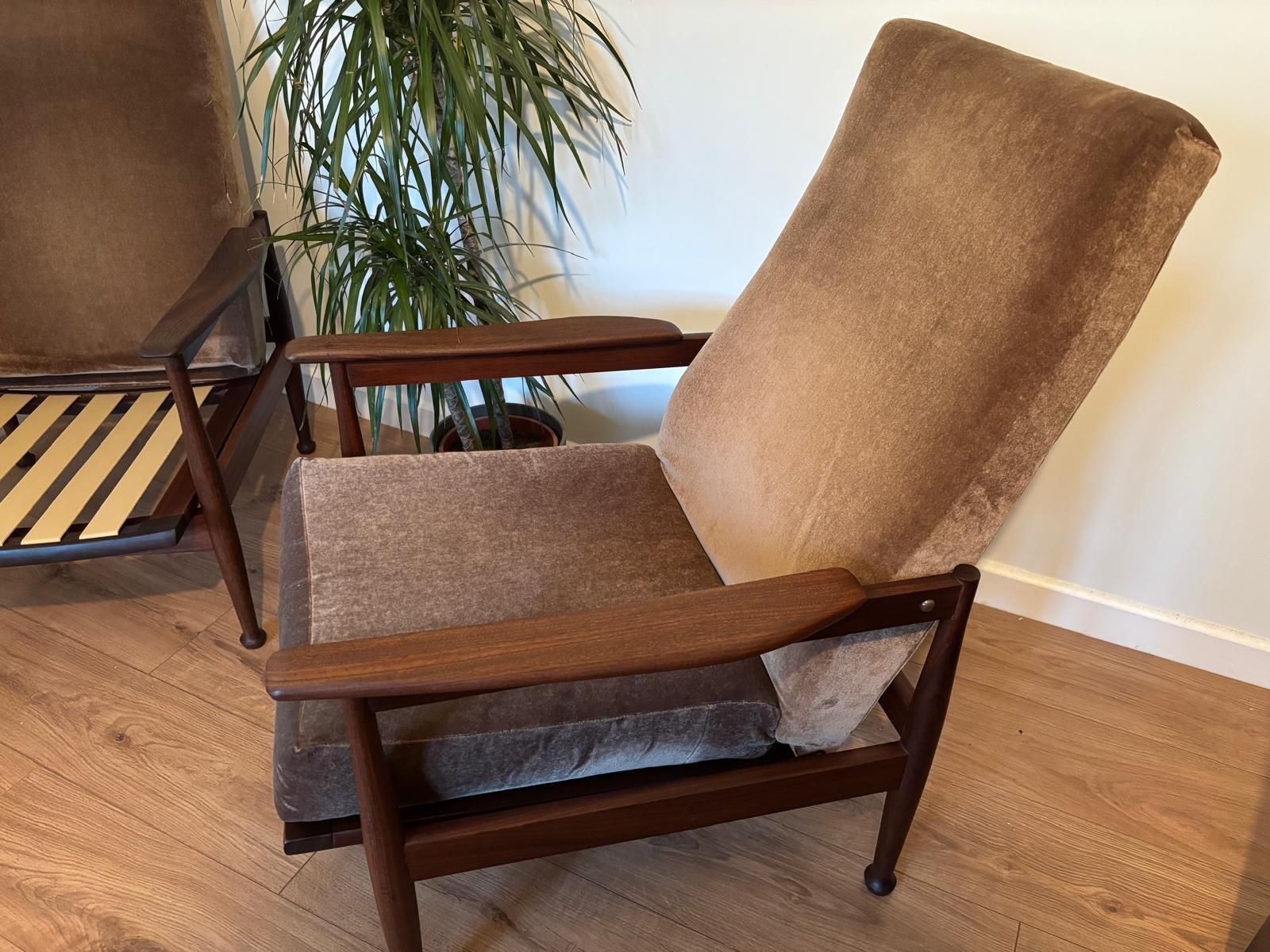 Pair Of “Manhattan” High Back Reclining Arm Chairs By Guy Roger photo 695.0
