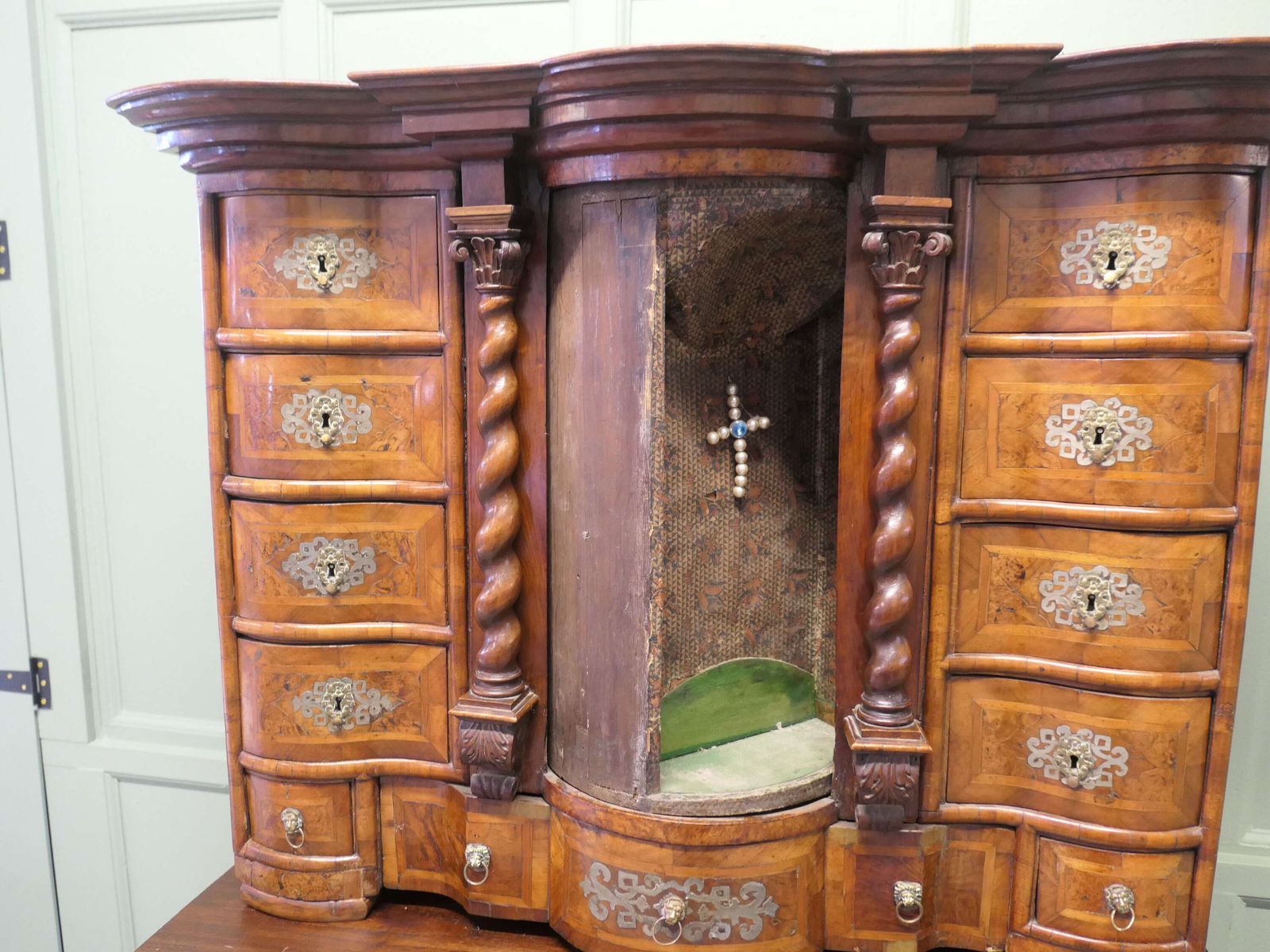 Table Top Escritoire With Revolving Tabernacle photo vinterior