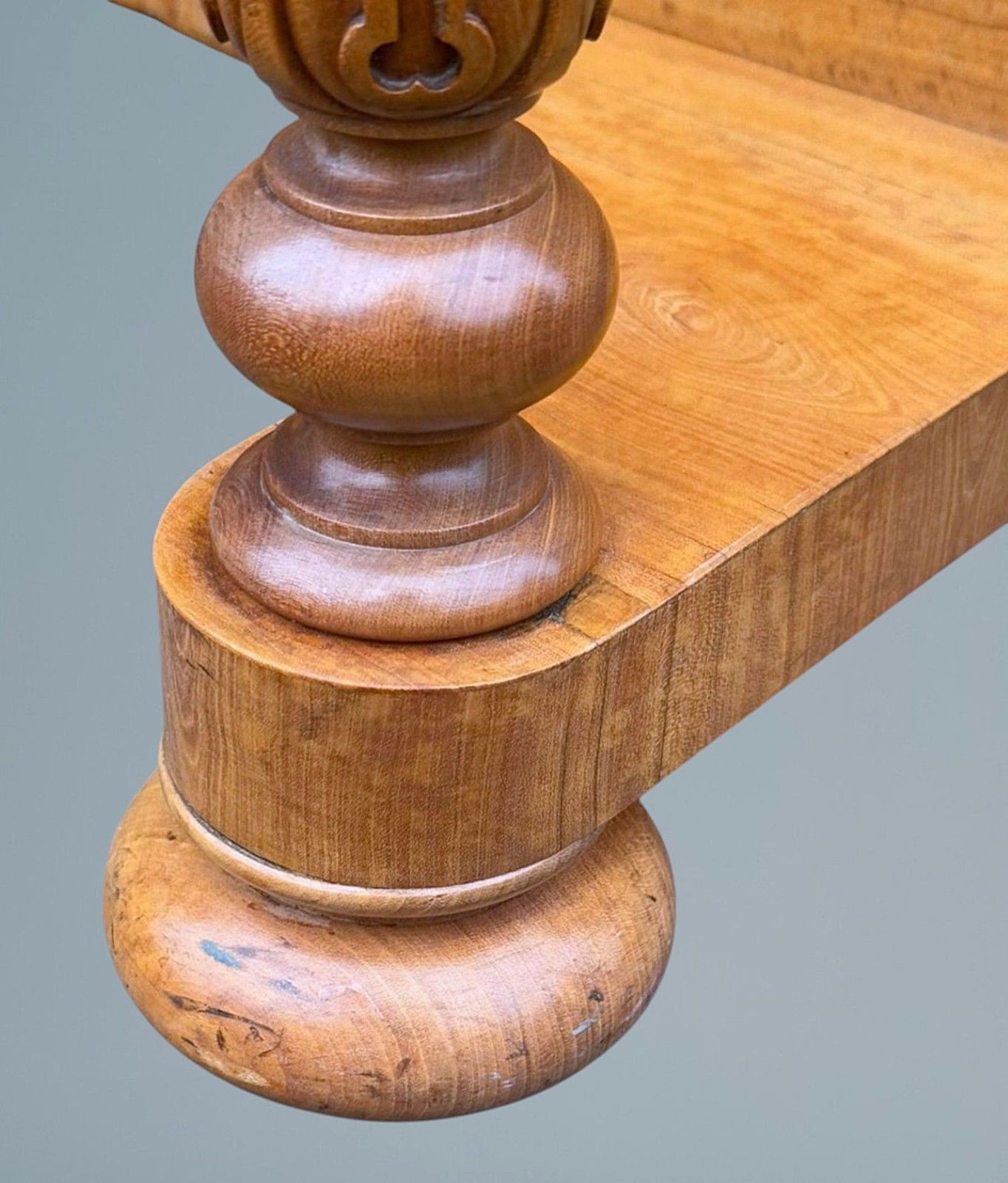 photo buy An Antique Victorian Satinwood Davenport Desk