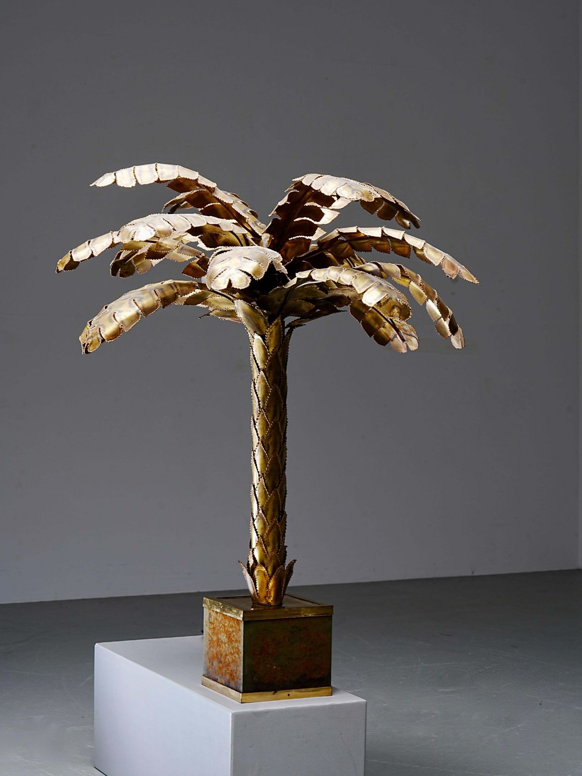 Christian Techoueyres Voor Maison Jansen, Palmlamp In Messing, Frankrijk, Jaren 1970 photo furniture