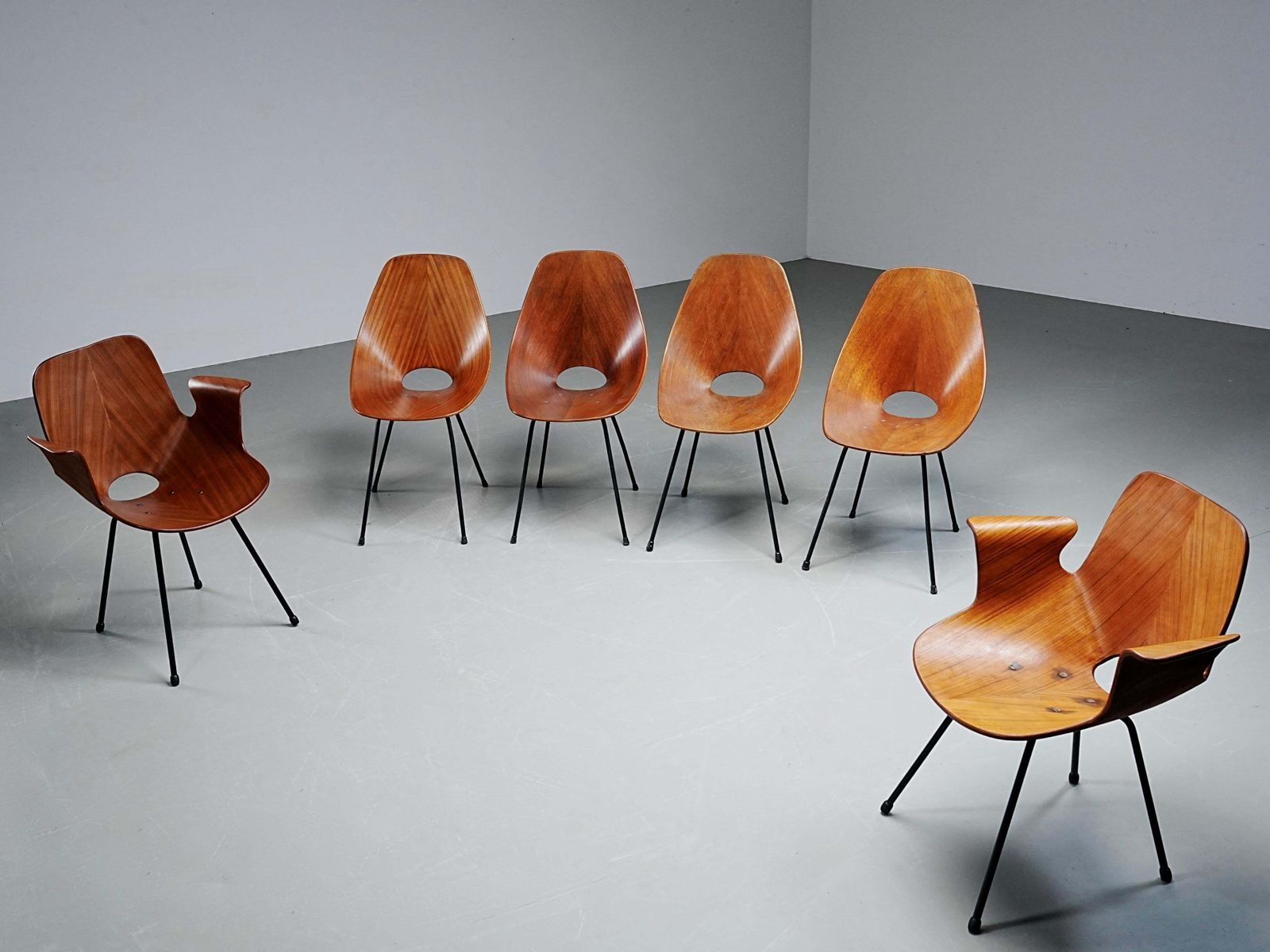Set Of 6 Medea Dining Chairs (2 Armchairs) By Vittorio Nobile, Italy, 1950's photo furniture