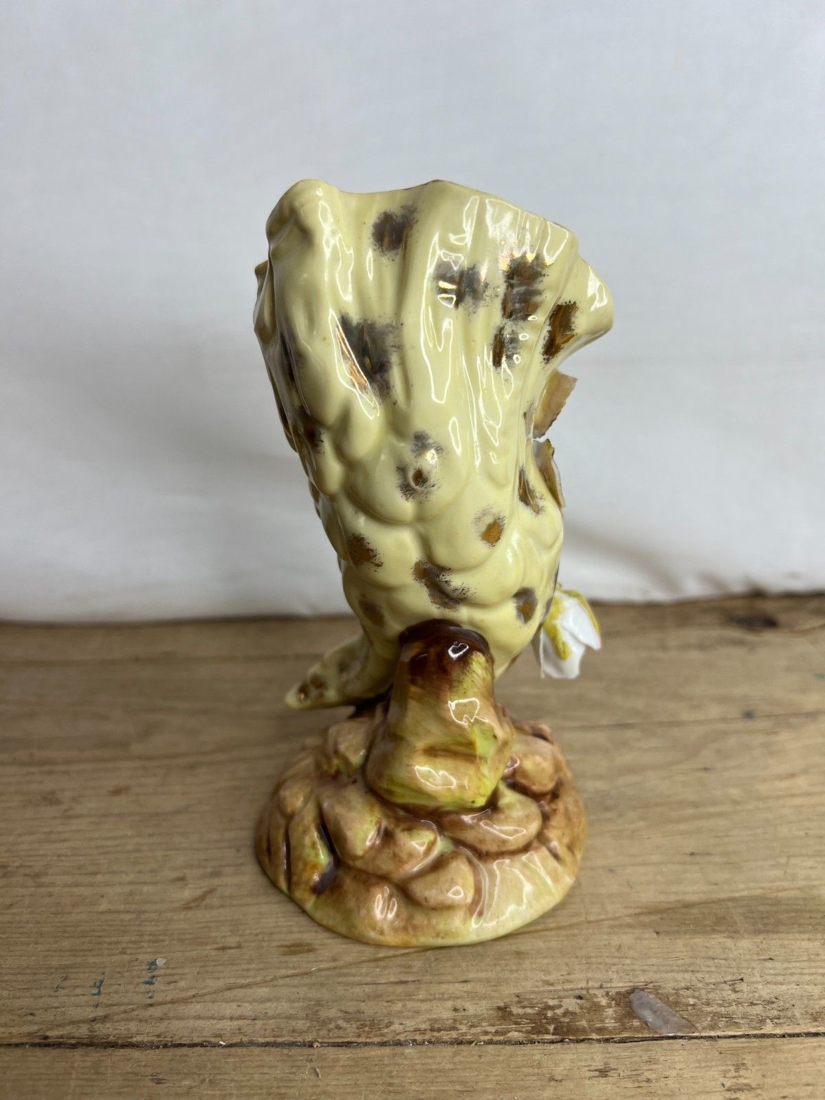 Antique Porcelain Cornucopia Shell Vase Brown And Yellow Je 476 Good Condition photo Home Decor