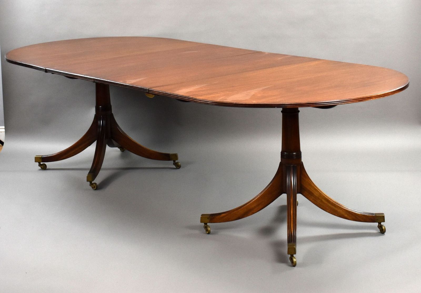 Antique Regency Style Mahogany Pedestal Dining Table photo for sale