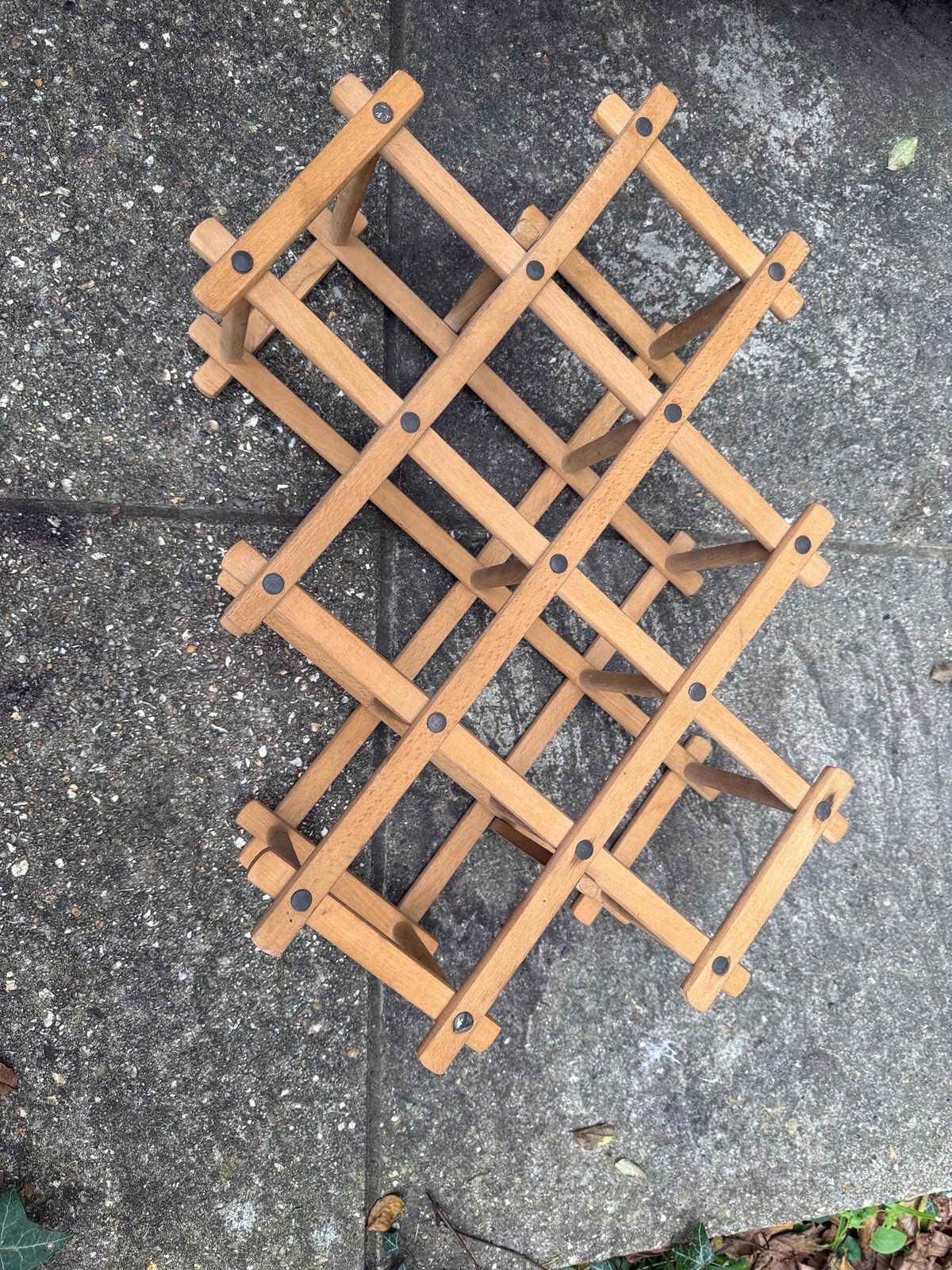 photo furniture Vintage Folding Wooden Wine Rack Mid Century Expandable Bottle Holder, Retro Scandi Home Bar Decor, Retro Wine Rack