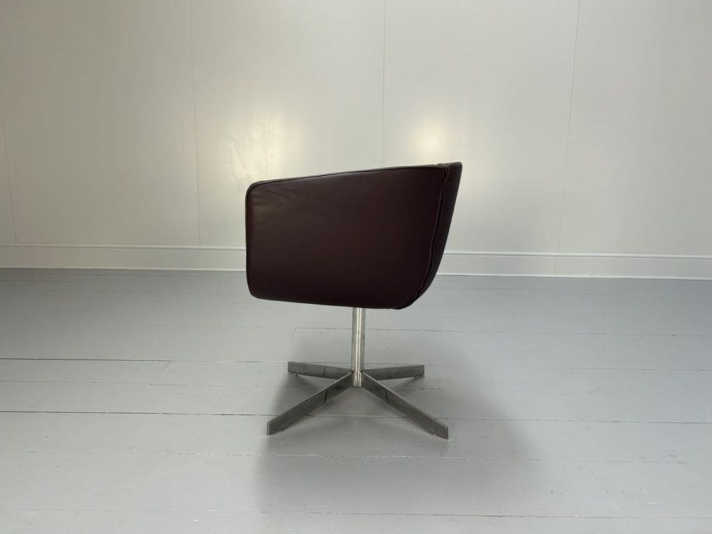 B&B Italia “Tulip Sixty” Armchair – In Aubergine Purple “Gamma” Leather photo Furniture