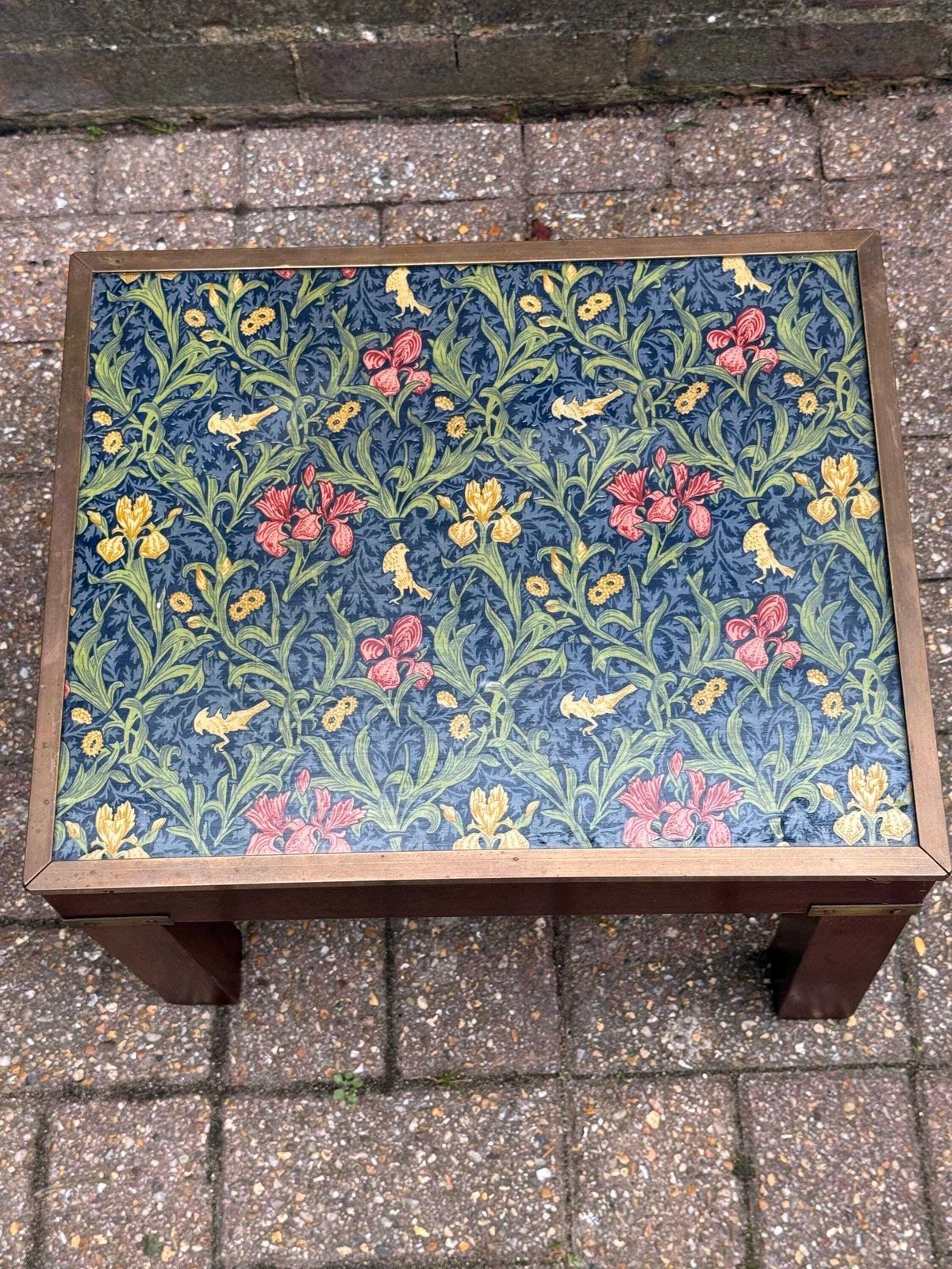 Vintage Hardwood & Brass Side Table With William Morris Floral Under Glass – Retro Accent Table Or Plant Stand / Plant Table photo Furniture