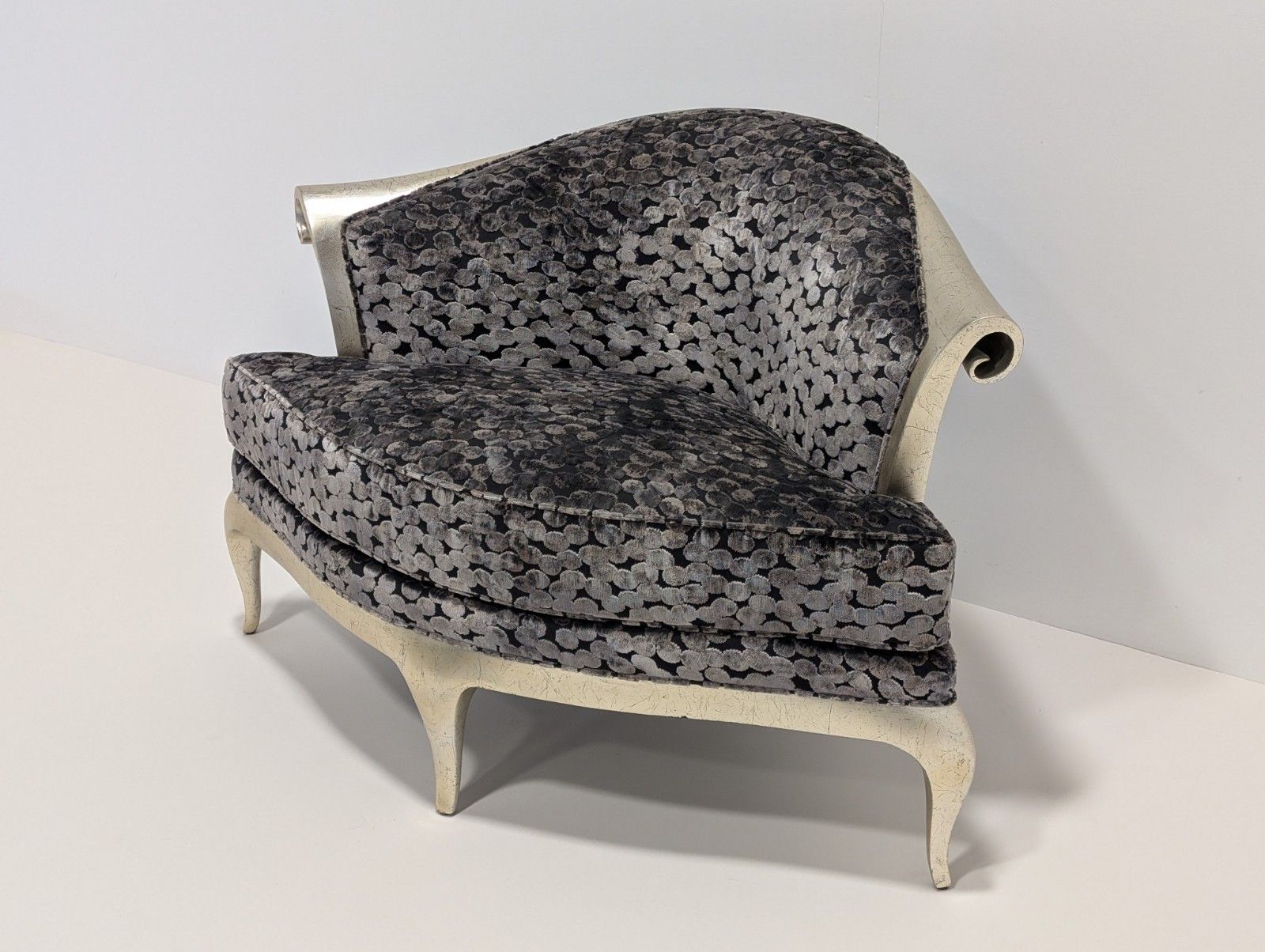 Christopher Guy Belmondo Banquette Excellent Condition Save 60% On The Rrp! photo furniture