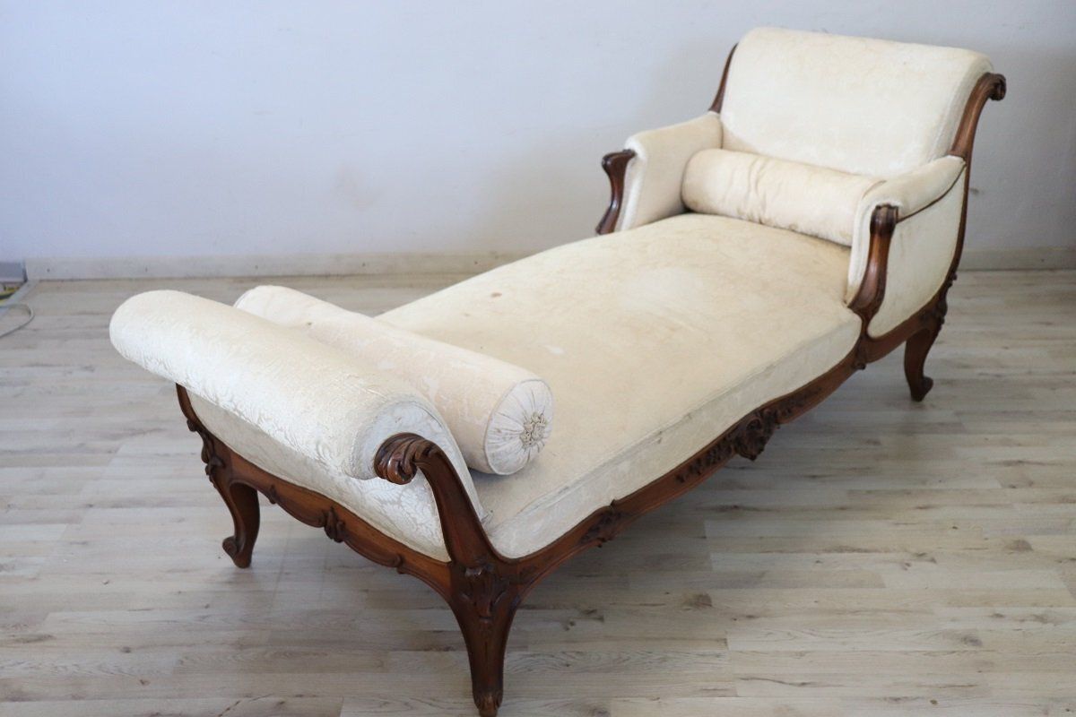 Antique Chaise Lounge In Walnut, 1800s photo Furniture