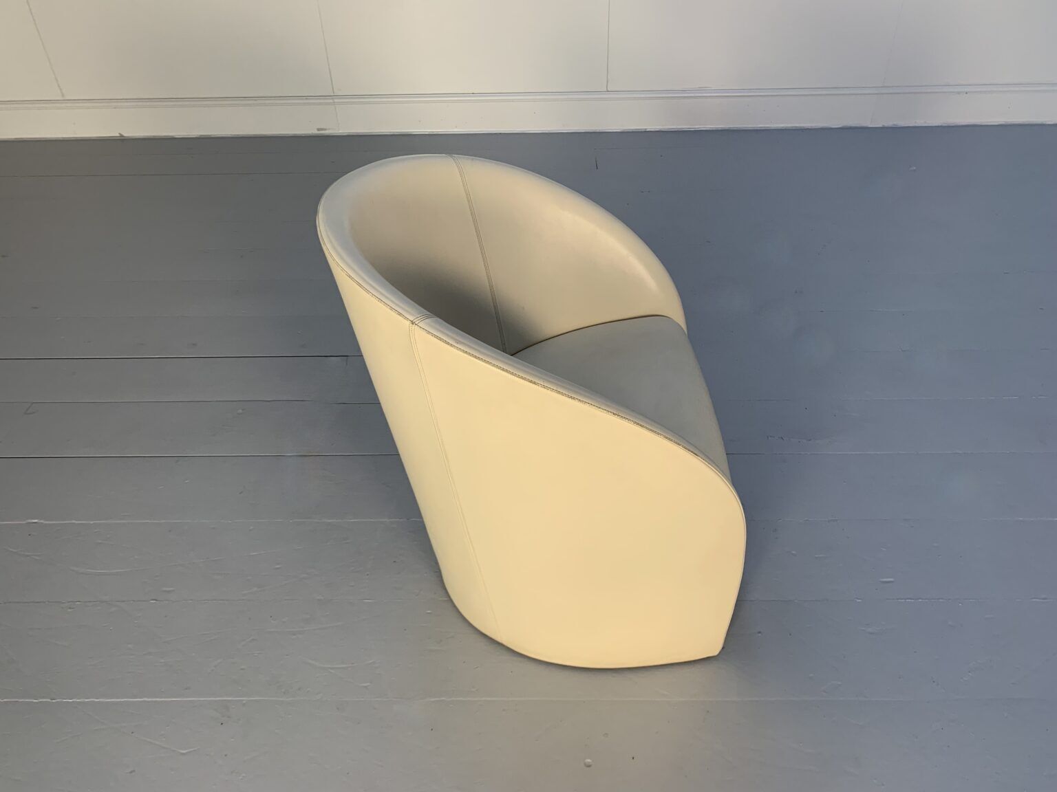 Poltrona Frau “Intervista” Armchair – In “Nest” Ivory Leather photo for sale