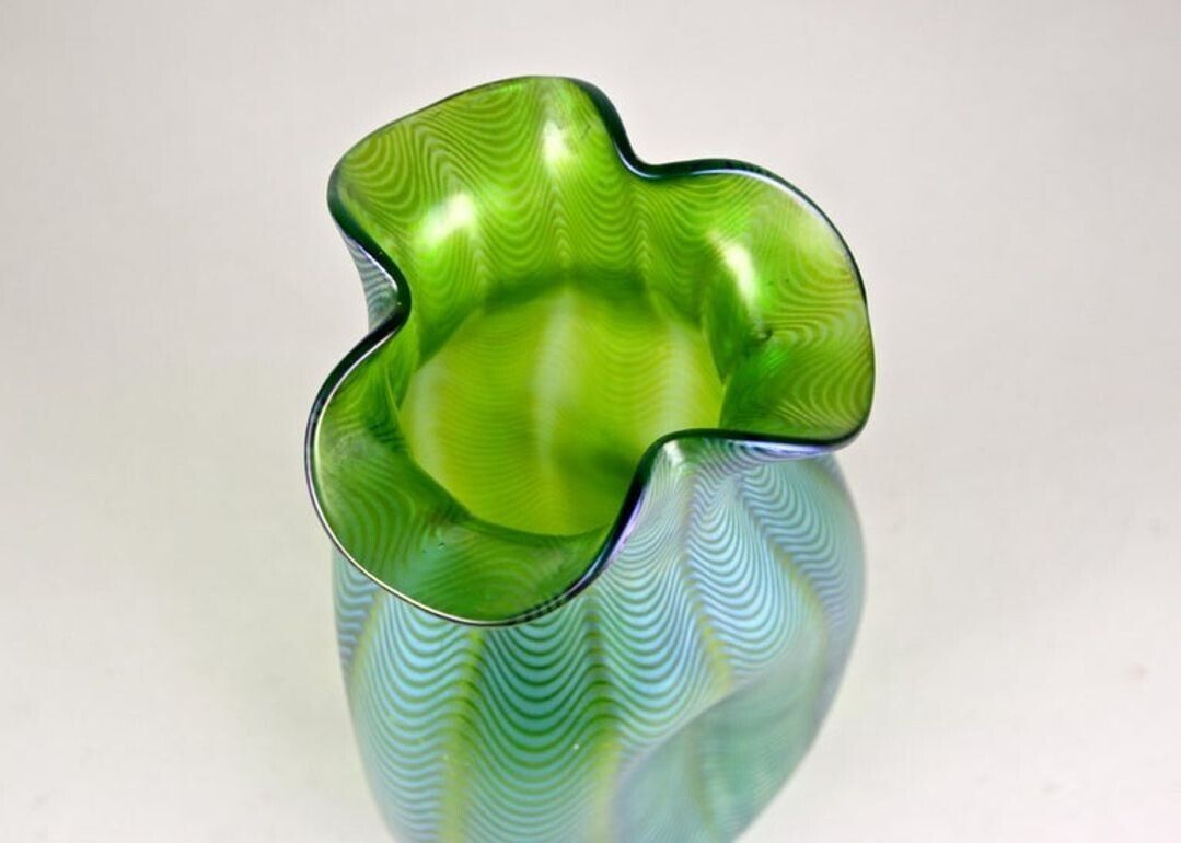 19th Century Art Nouveau Glass Vase By Loetz   Crete Phaenomen, Cz Circa 1898 photo buy