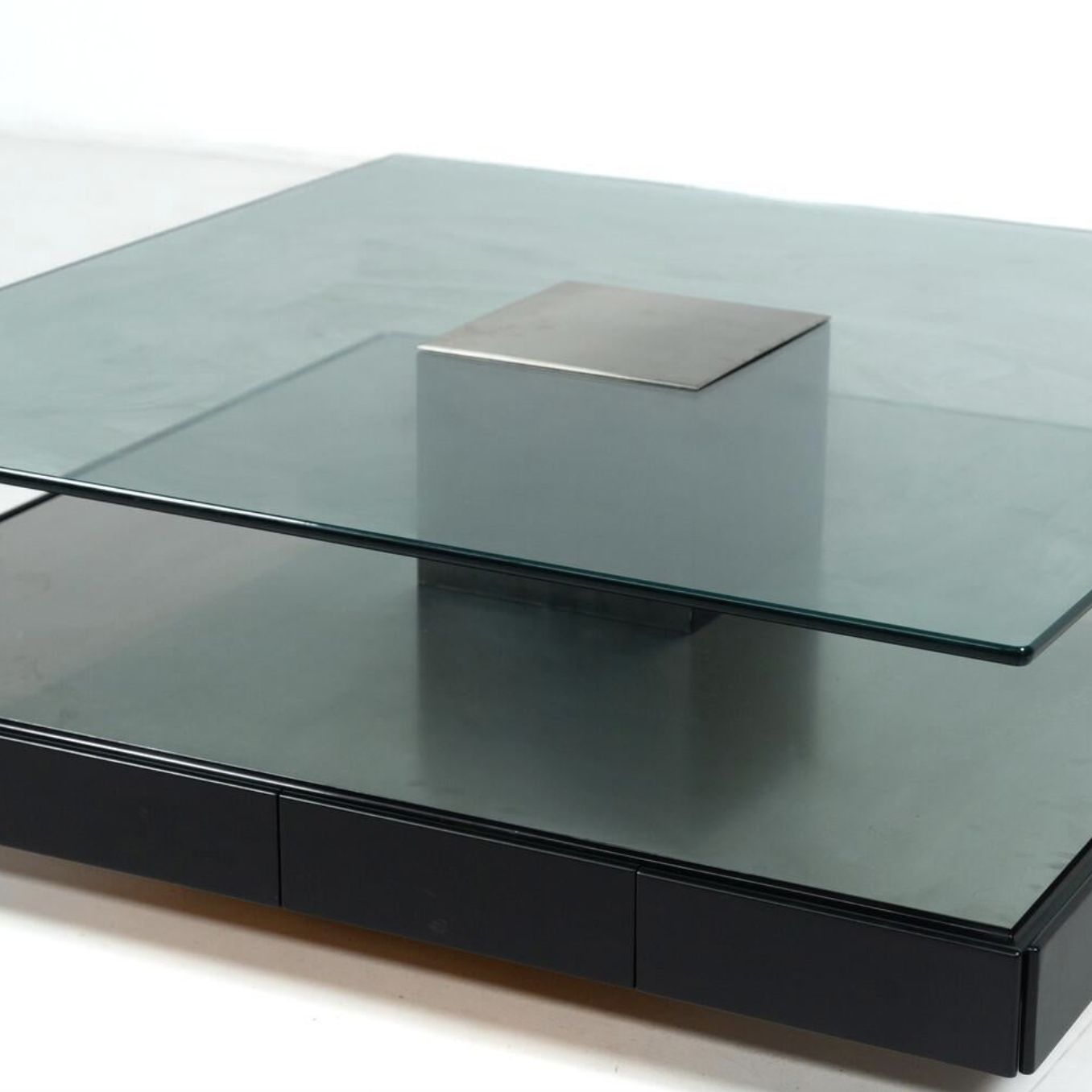 photo furniture Mid Century Modern Tecno T147 Coffee Table By Marco Fantoni, Italy, 1970s