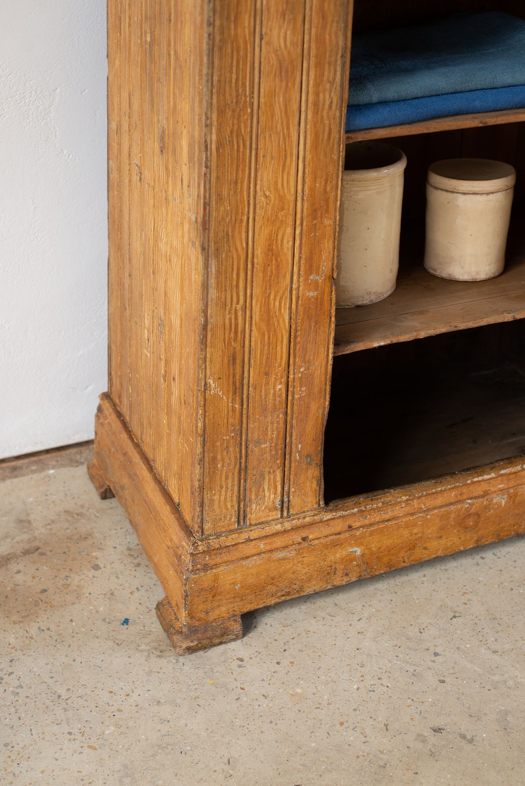 19th Century Butt And Bead Swedish Farmhouse Cupboard photo 4500.0