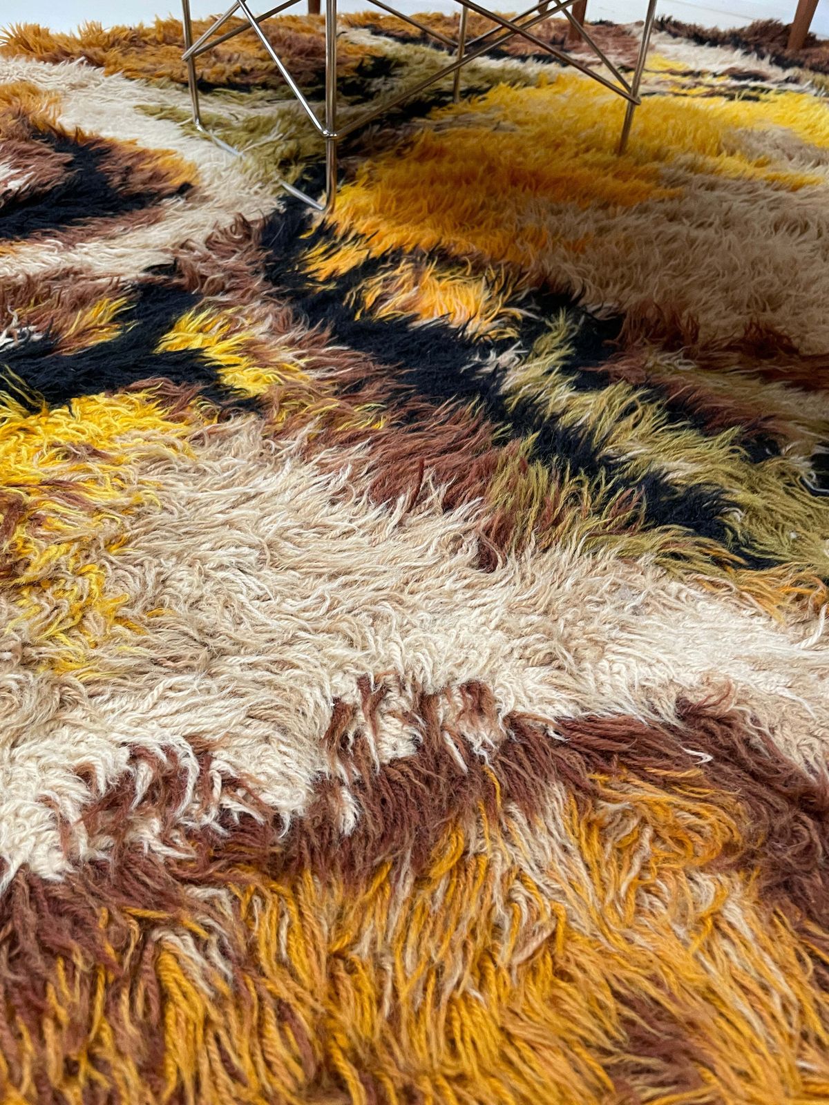 photo buy 1970s Round Shaggy Rya Rug In Brown Cream Mustard