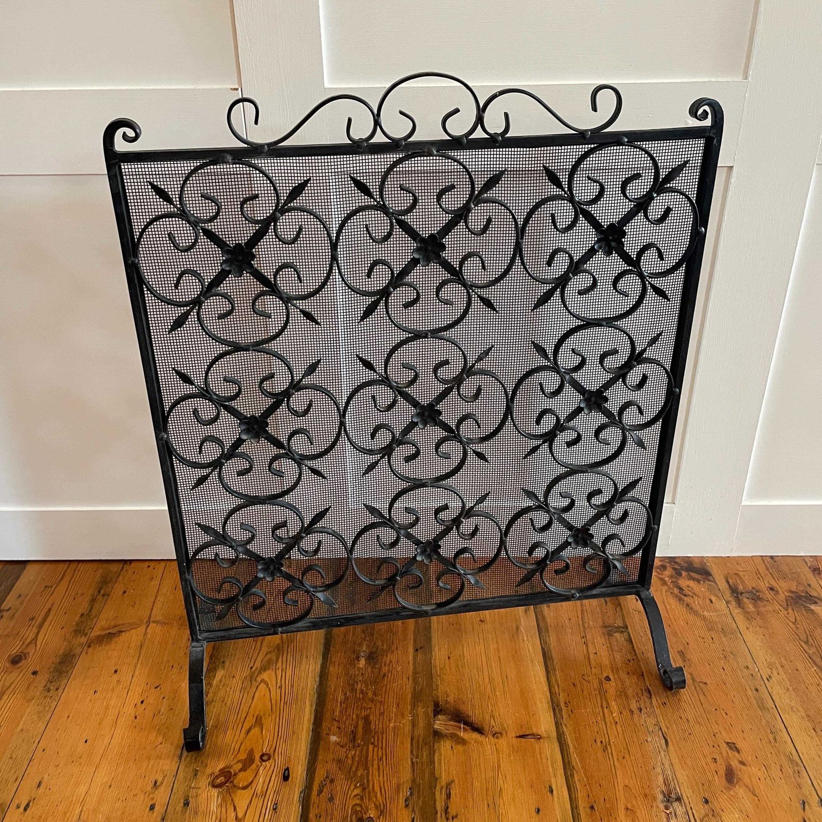 Antique Fireguard Fireplace Screen Metal Cast Iron Black Vintage Fire Guard Victorian Ornate Freestanding Patterned Rectangle Mesh Wrought photo for sale