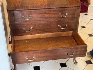 Antique Queen Anne Style, Mahogany Bureau, Waring And Gillow, C1930 photo for sale