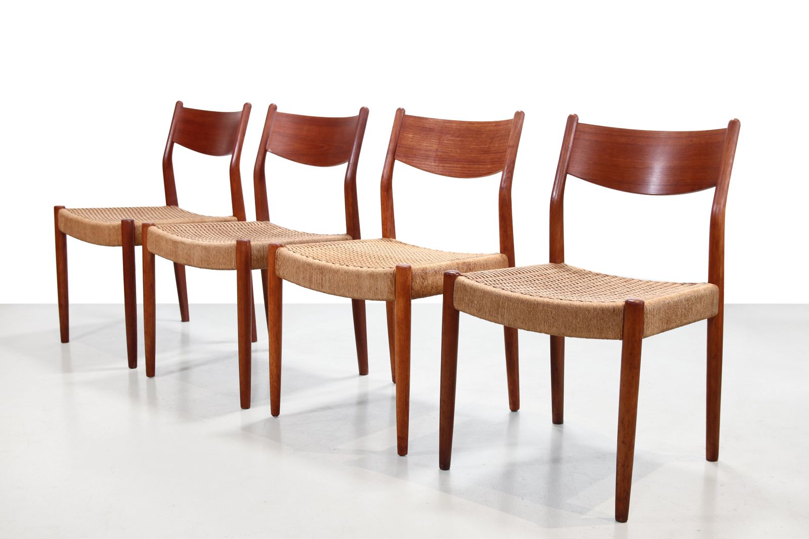 Set Of Four Teak Marten Franckena Chairs For Fristho photo Furniture