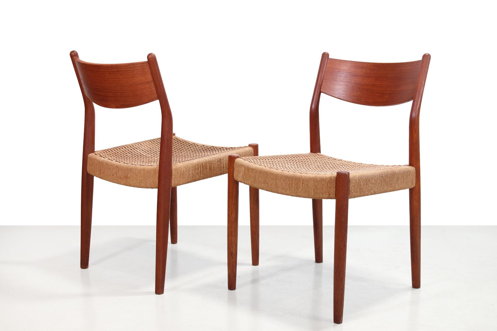 Set Of Four Teak Marten Franckena Chairs For Fristho photo vinterior