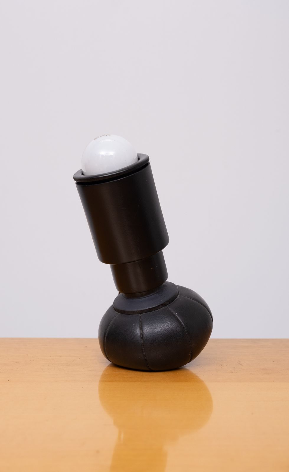 Model 600g Table Lamp By Gino Sarfatti For Arteluce, Italy, 1960s photo vinterior