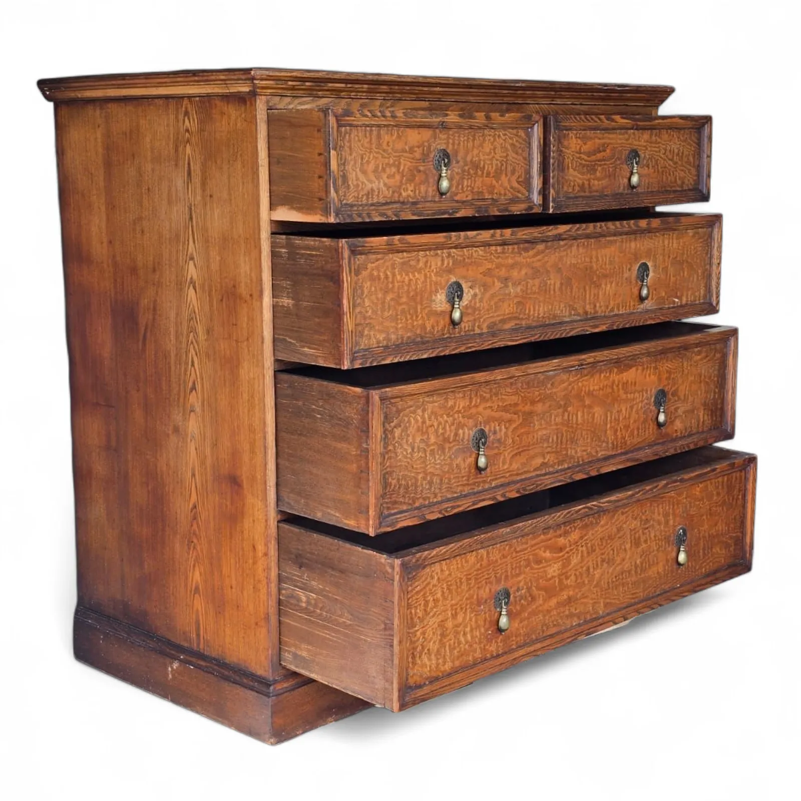 Furniture Early 20th Century Oak Howard & Sons Chest Of Drawers photo