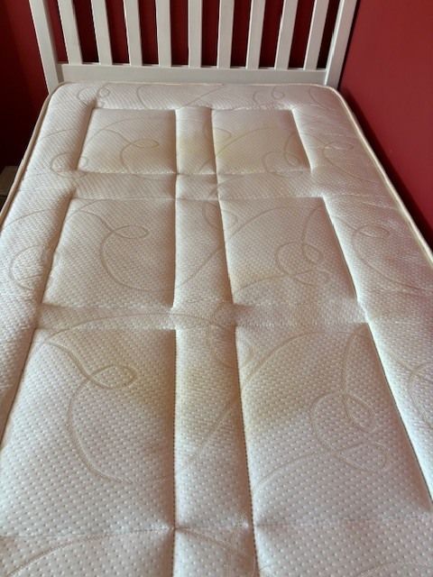 150.0 Single Bed With Pull Out Underbed And 2x Mattresses photo