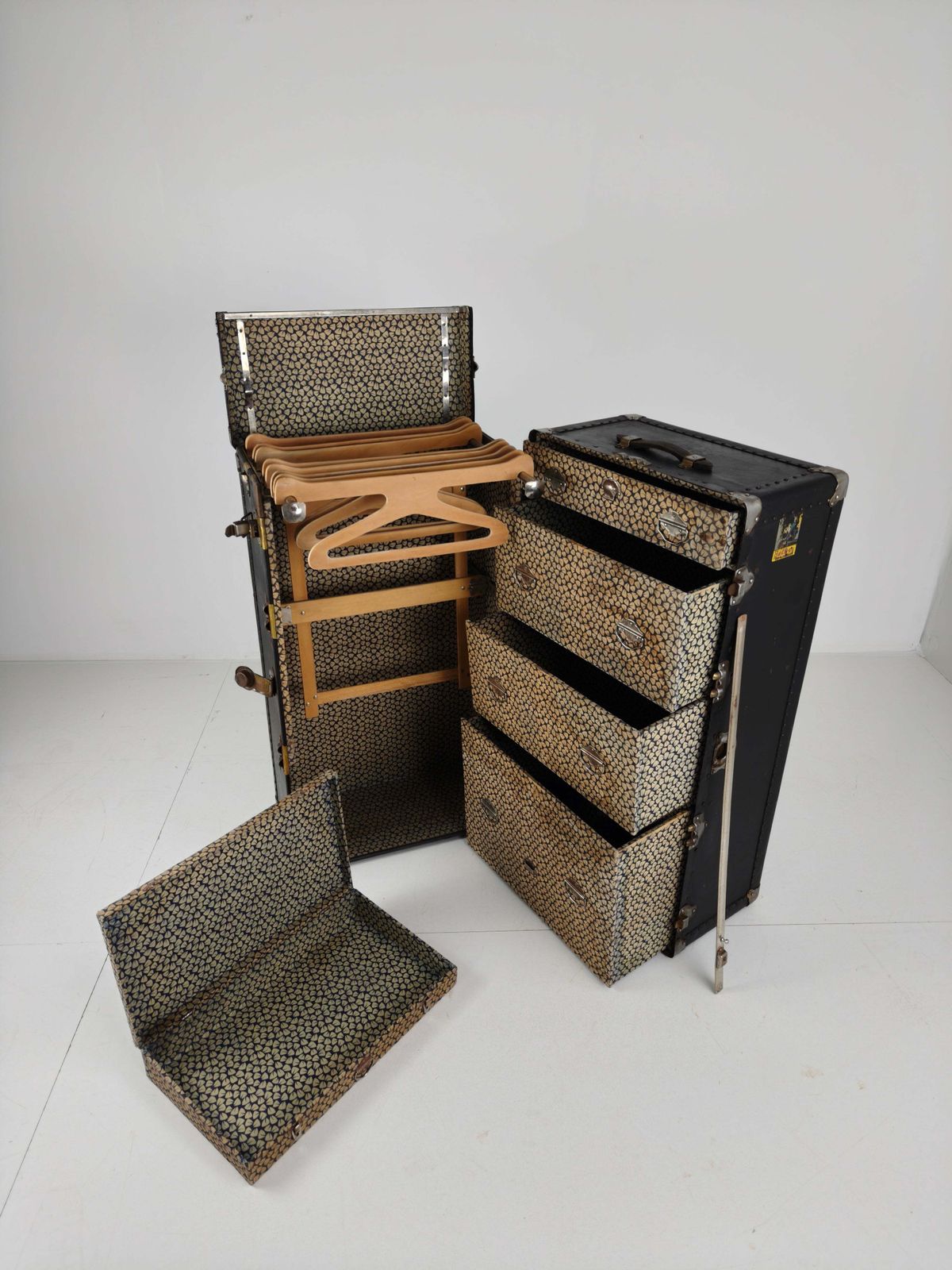 photo furniture Antique 1924 Belber Black Leather Steamer Trunk   Large Travel Wardrobe