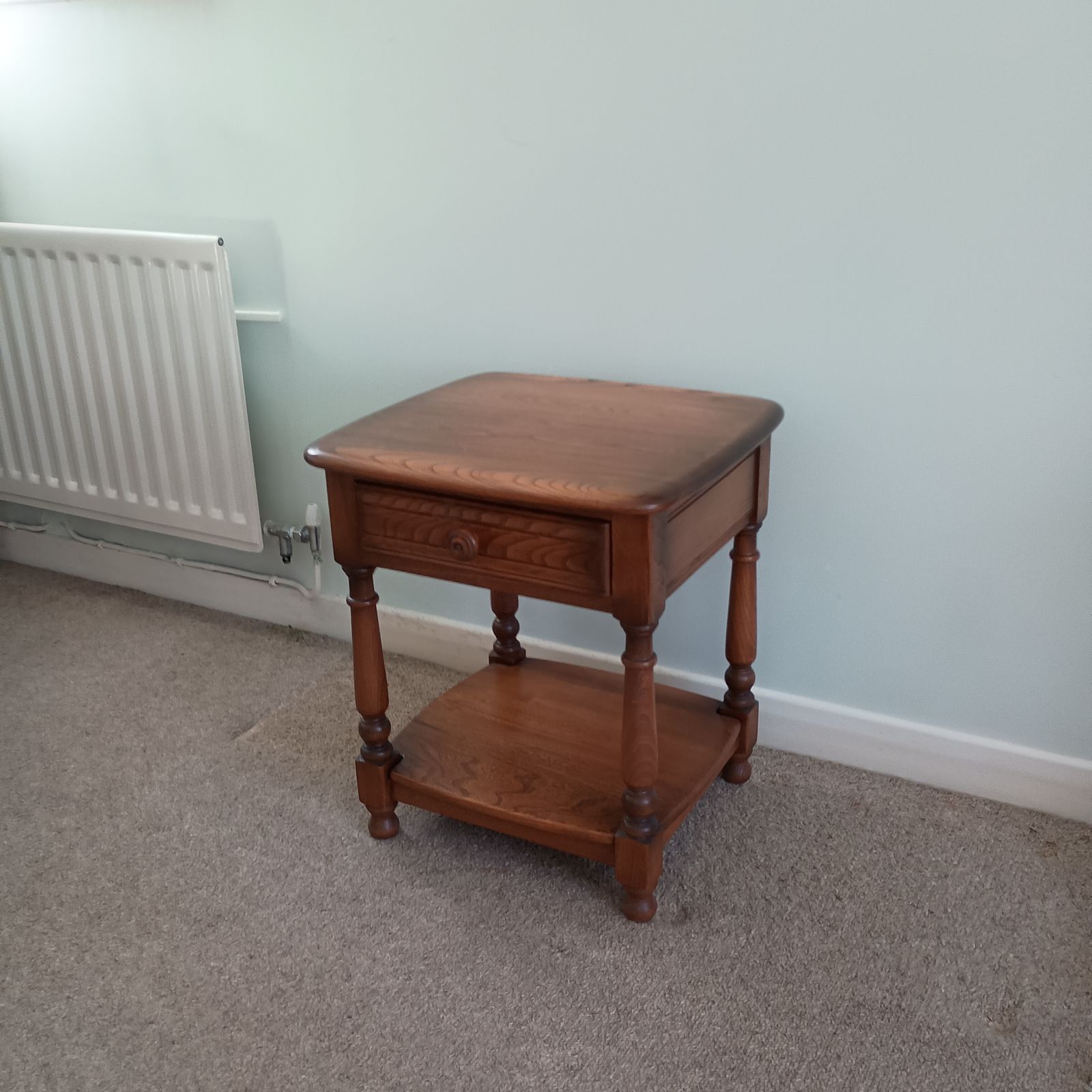 Ercol Old Colonial In Golden Dawn Lamp Or Bedside Table photo furniture