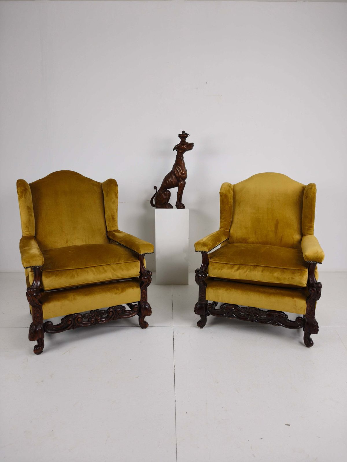Pair Of 19th Century Carved Walnut Armchairs – Floral Motifs – Velvet Upholstery photo 1521.0