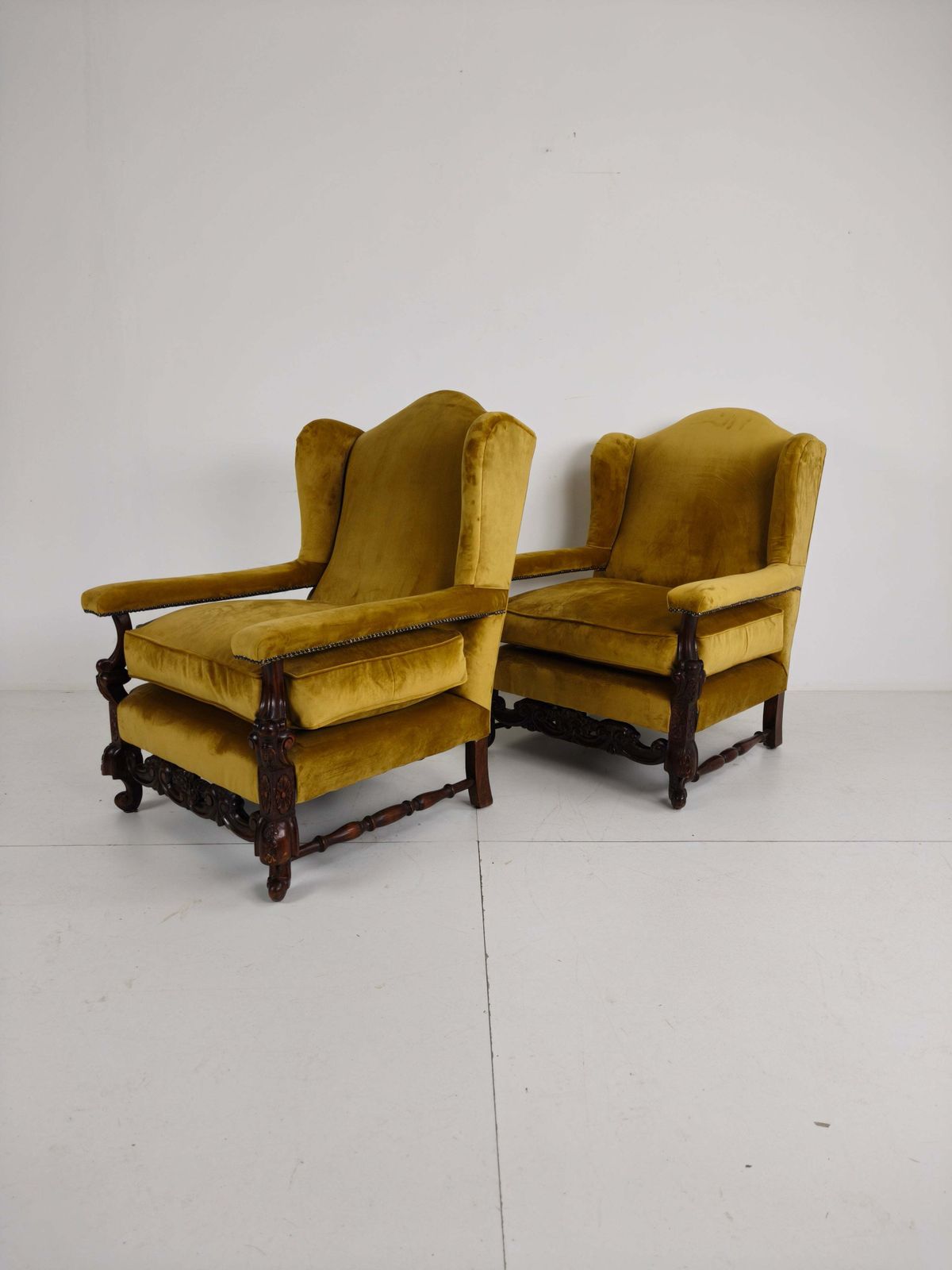 Pair Of 19th Century Carved Walnut Armchairs – Floral Motifs – Velvet Upholstery photo buy