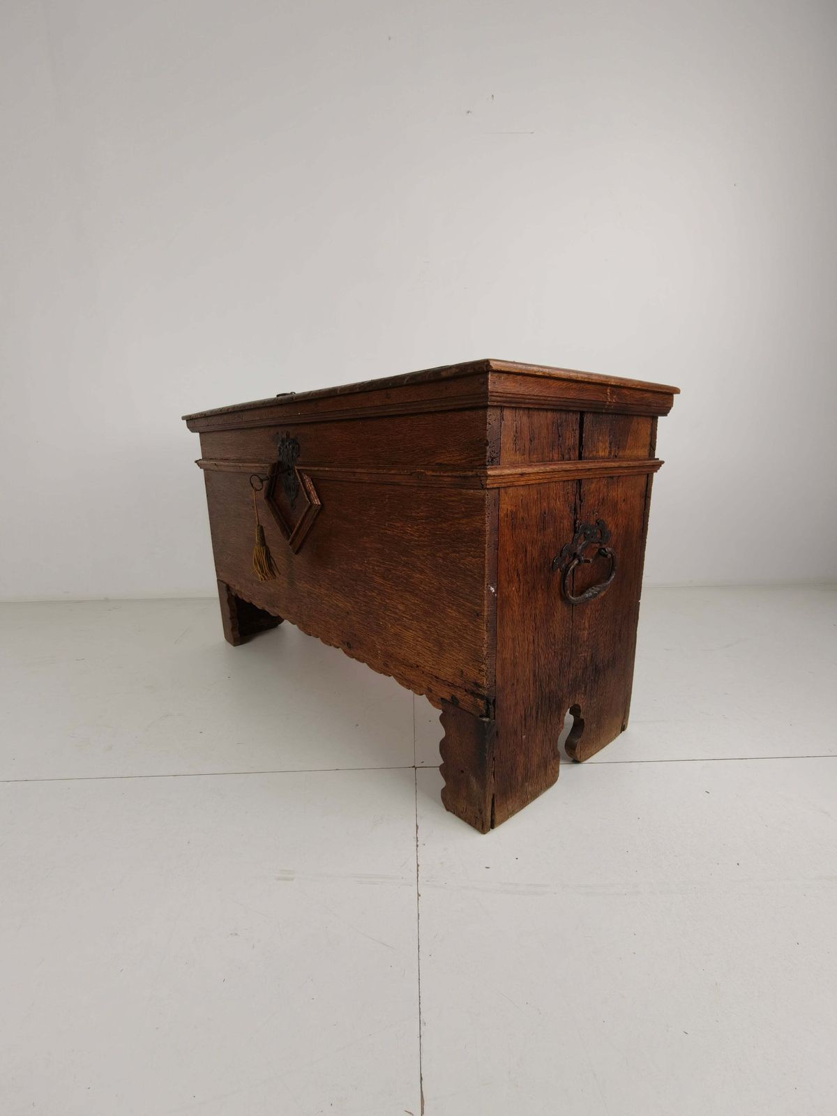 Elegant 18th Century Oak Chest – Dated 1756 photo vintage