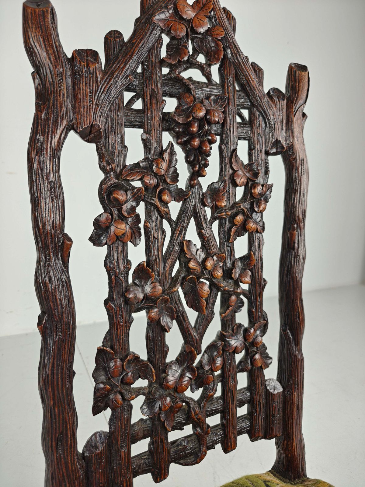 Beautiful 19th Century Black Forest Chairs – Exceptional Carving photo Furniture