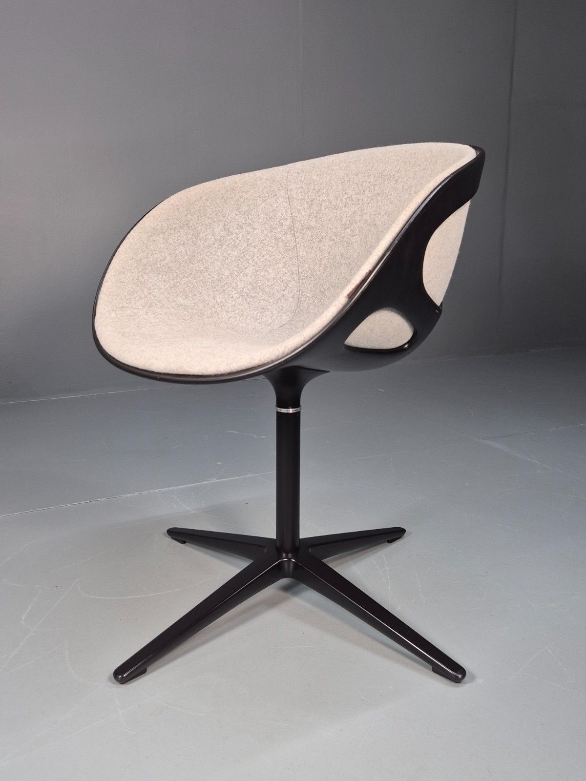 photo for sale Fritz Hansen Rin Chair By Hiromochi Konno Full Upholstery Modern Eb10565 Mswi